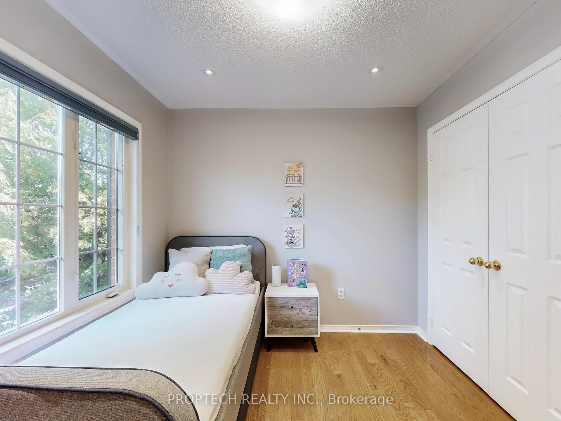 Photo 29 of 61 Cariglia Trail, Markham, Village Green-South Unionville — HOMEH