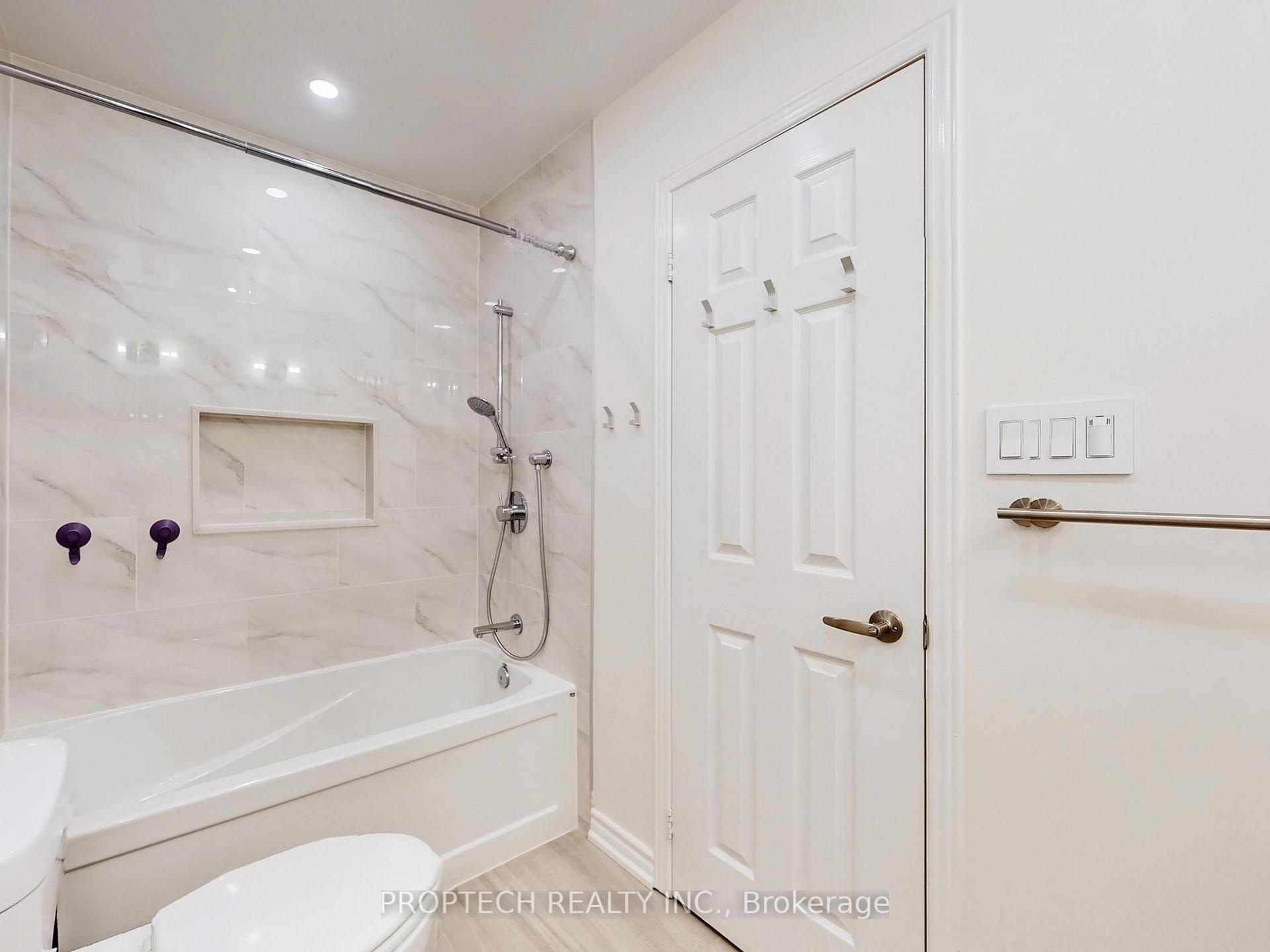 Photo 30 of 61 Cariglia Trail, Markham, Village Green-South Unionville — HOMEH