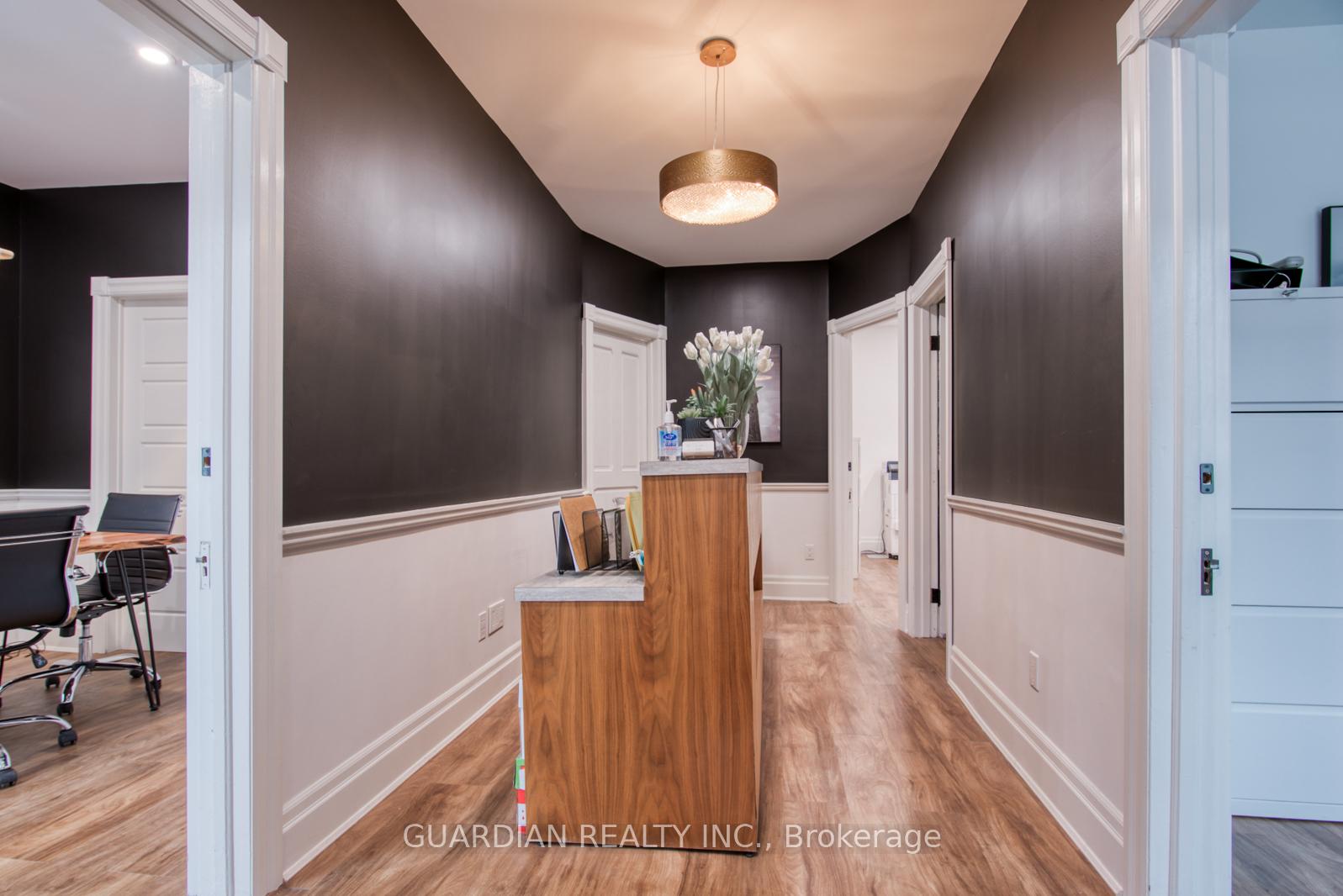 Photo 7 of 150 Duke Street E, Kitchener — HOMEH
