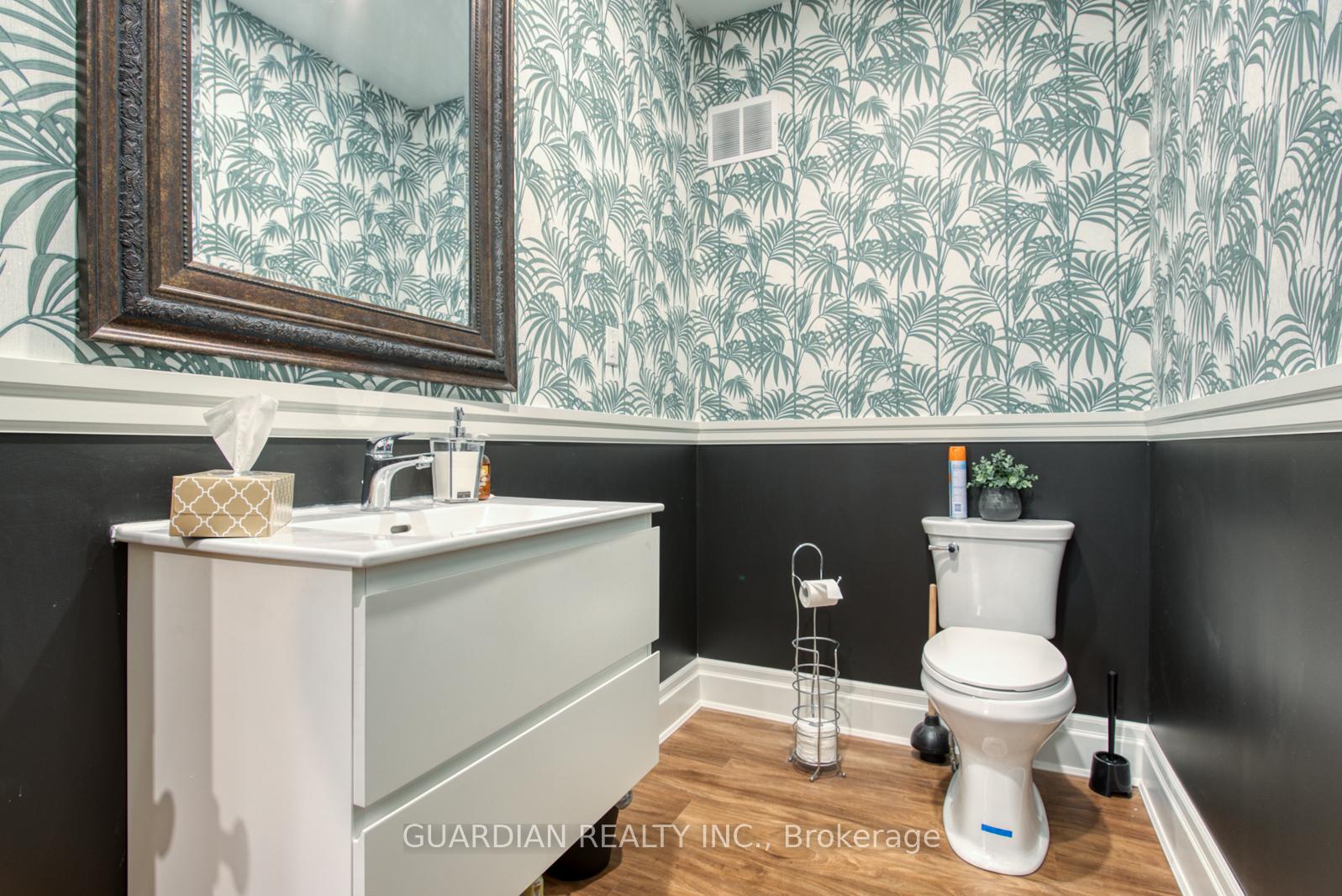 Photo 14 of 150 Duke Street E, Kitchener — HOMEH