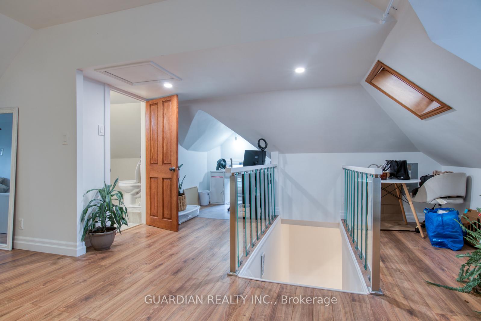 Photo 21 of 150 Duke Street E, Kitchener — HOMEH