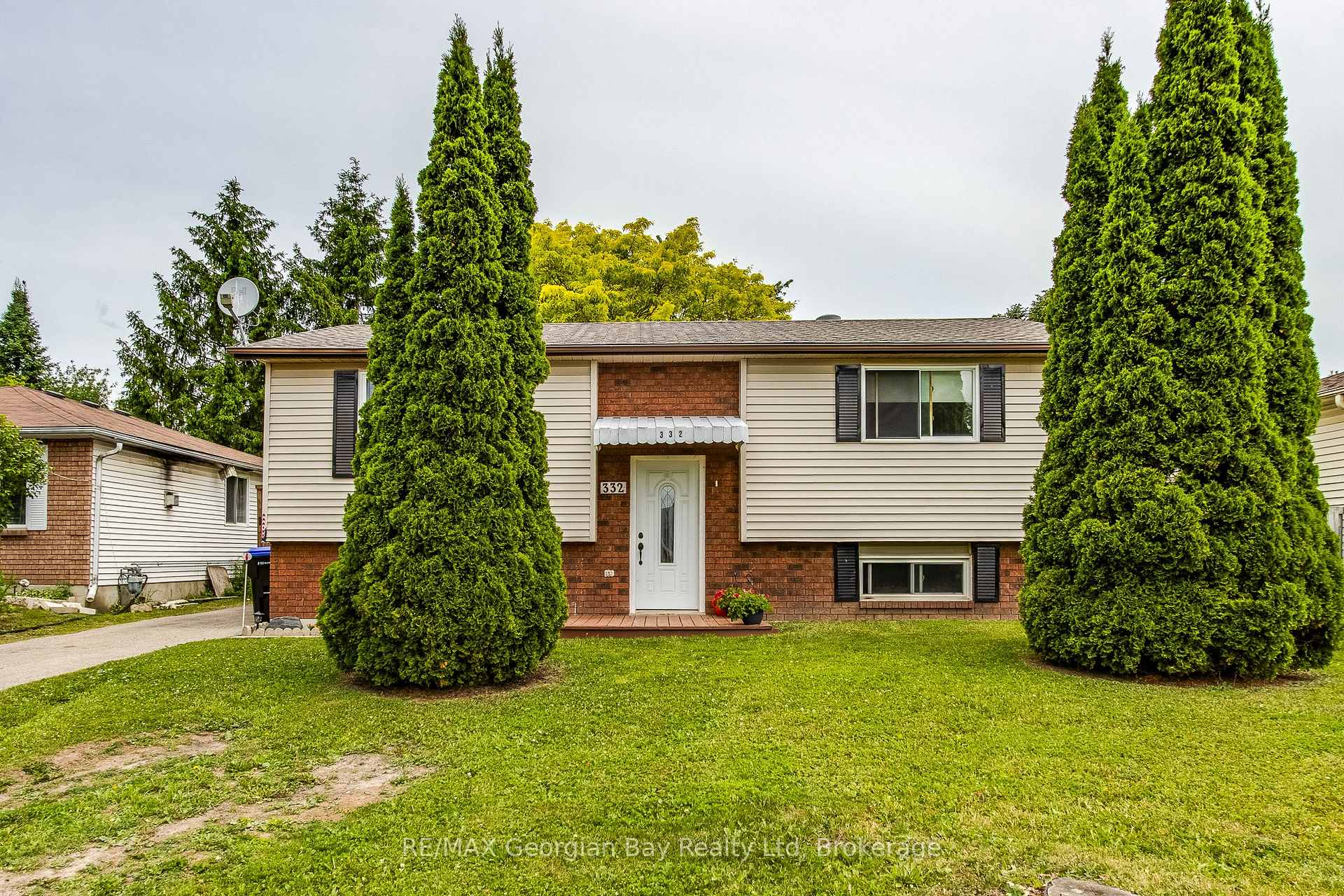 Photo 1 of 332 Galloway Boulevard, Midland — HOMEH