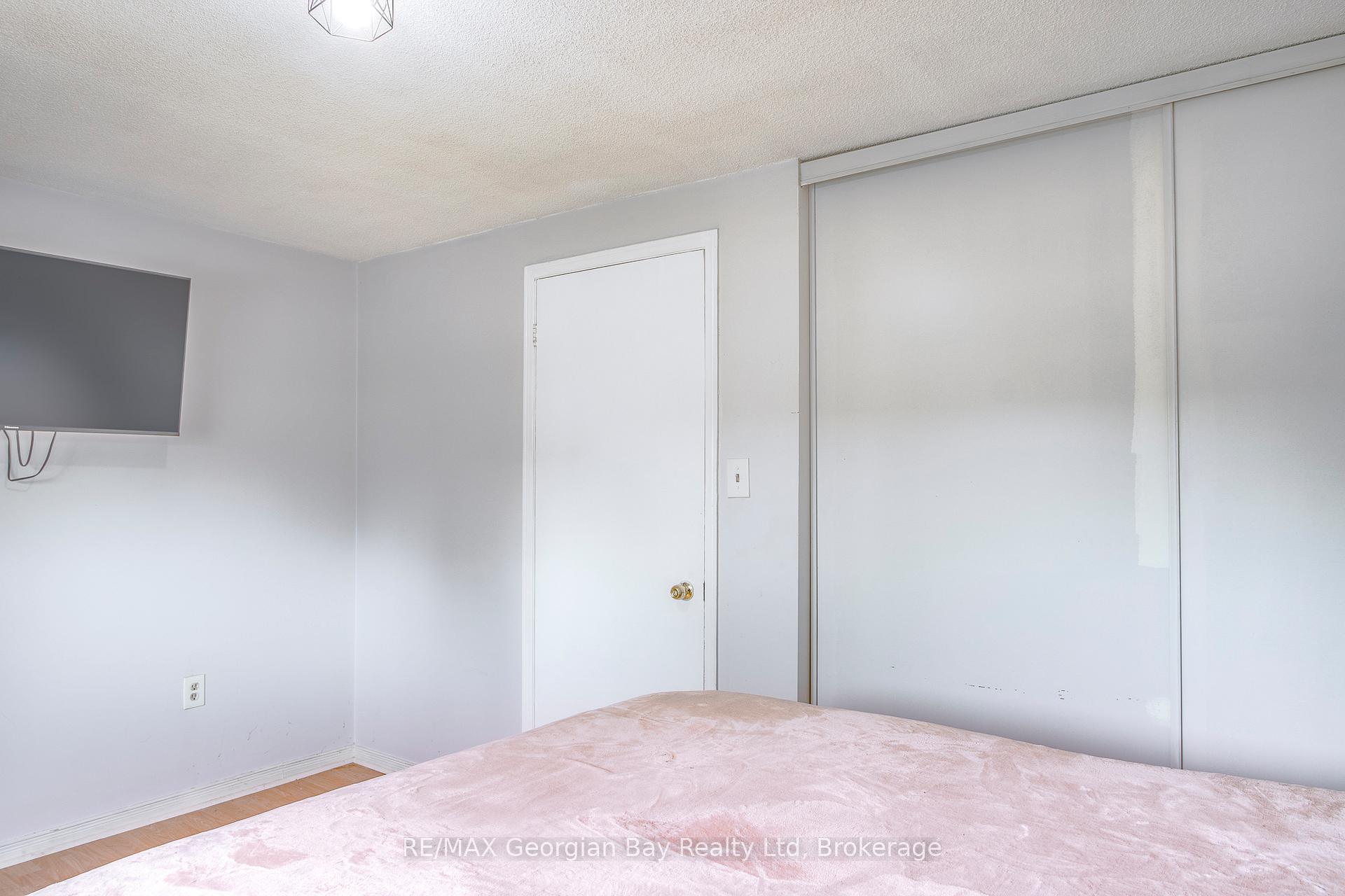 Photo 19 of 332 Galloway Boulevard, Midland — HOMEH