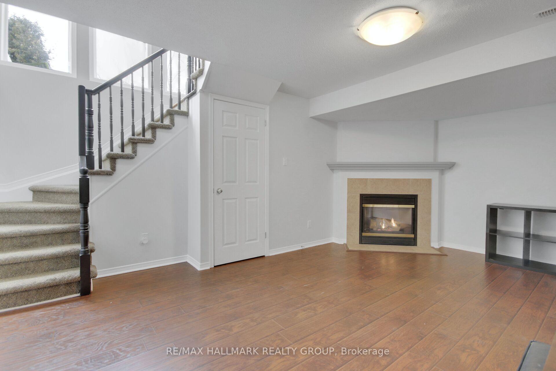 Photo 26 of 174 Gatespark Private, Ottawa, Kanata - Kanata Lakes/Heritage Hills — HOMEH