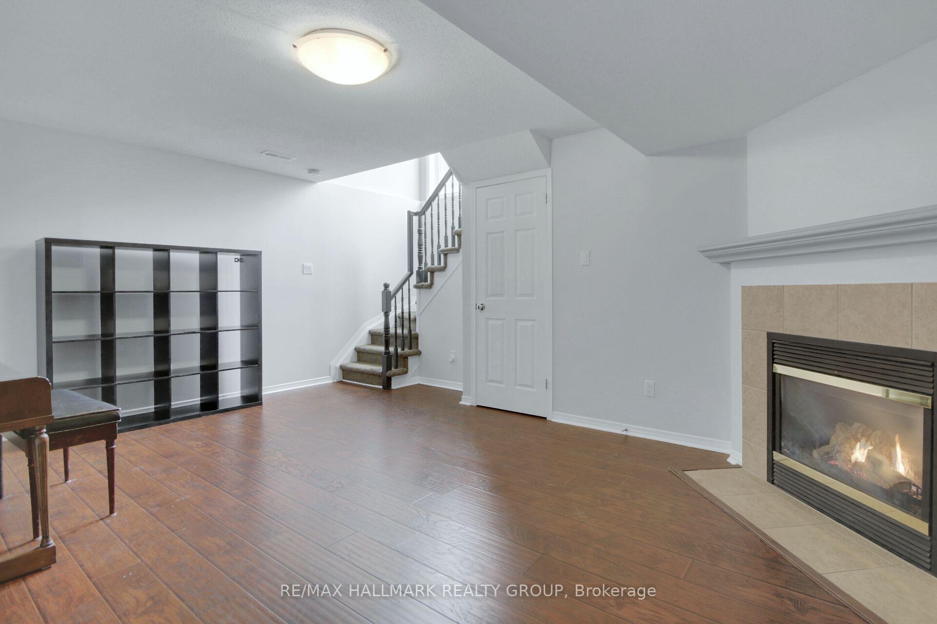 Photo 28 of 174 Gatespark Private, Ottawa, Kanata - Kanata Lakes/Heritage Hills — HOMEH