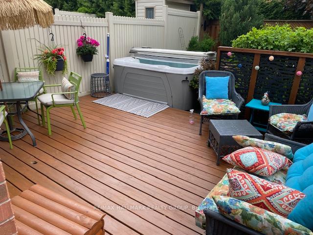 Photo 31 of 174 Gatespark Private, Ottawa, Kanata - Kanata Lakes/Heritage Hills — HOMEH