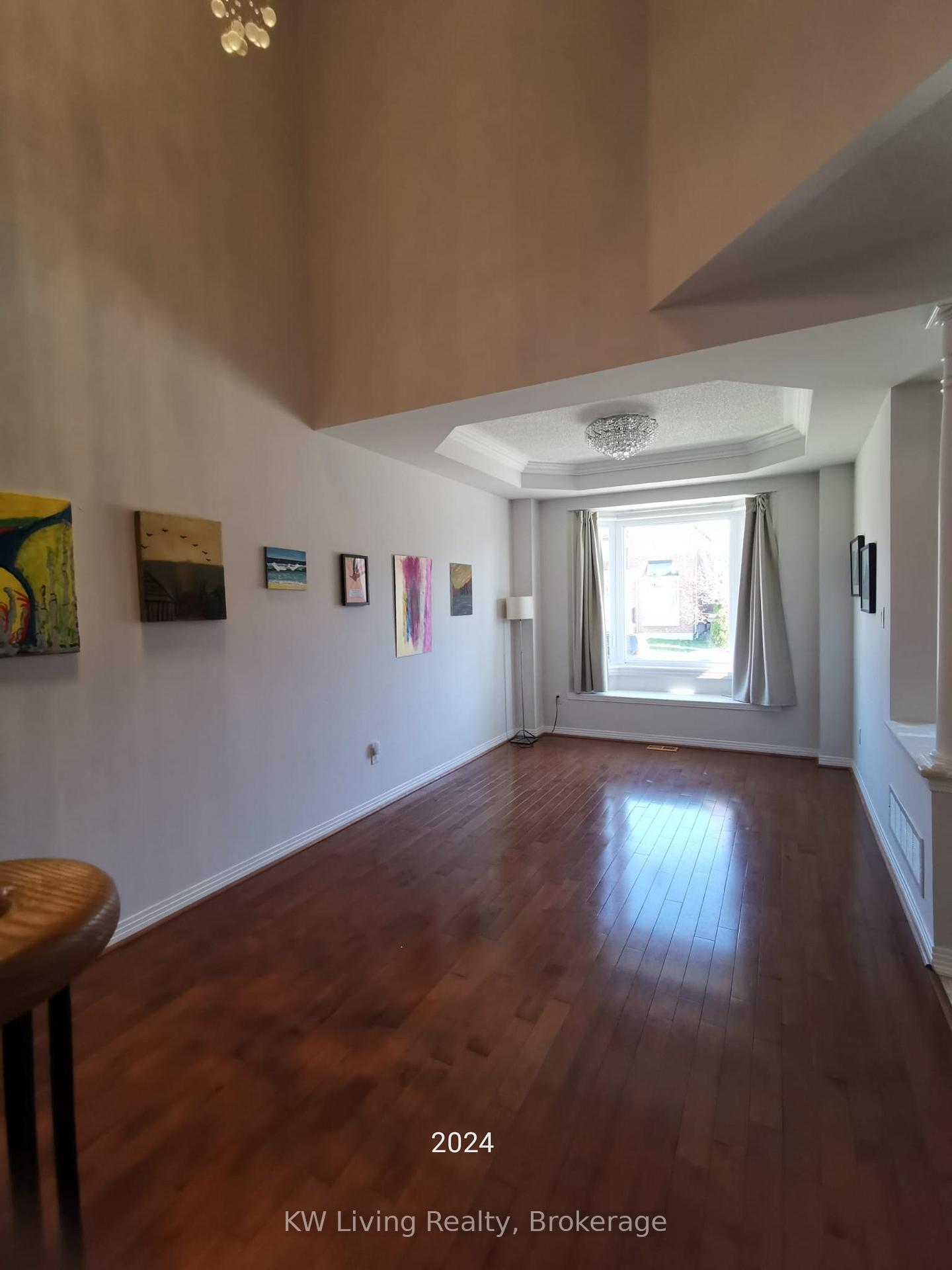 Photo 3 of Unit Main, 72 Oakford Drive, Markham, Cachet — HOMEH