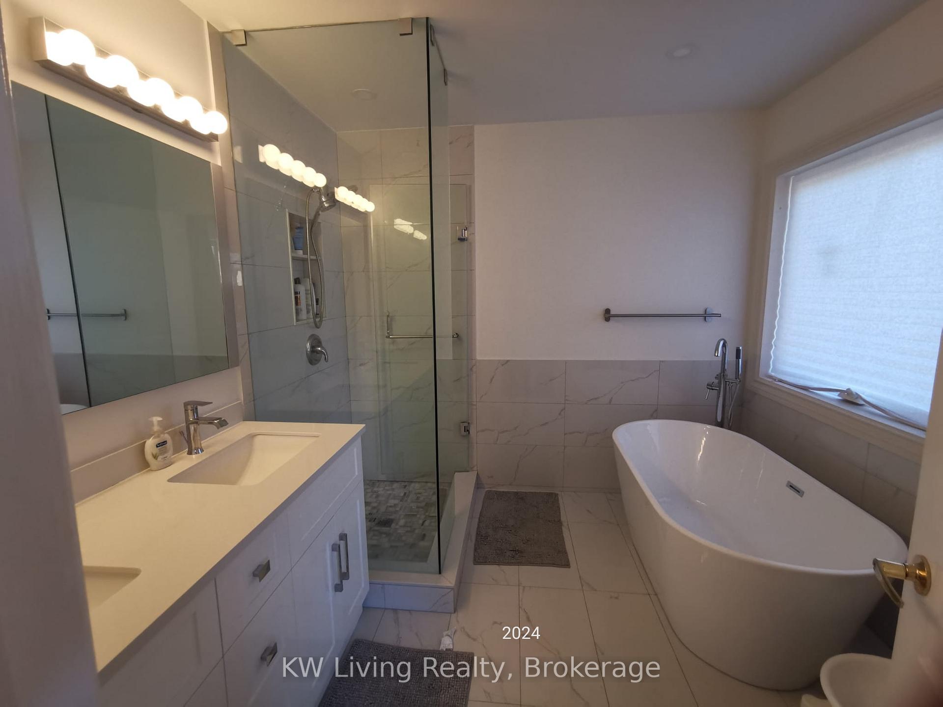 Photo 9 of Unit Main, 72 Oakford Drive, Markham, Cachet — HOMEH