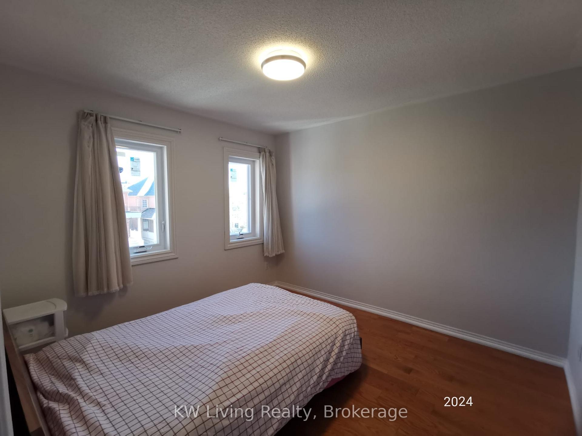 Photo 10 of Unit Main, 72 Oakford Drive, Markham, Cachet — HOMEH