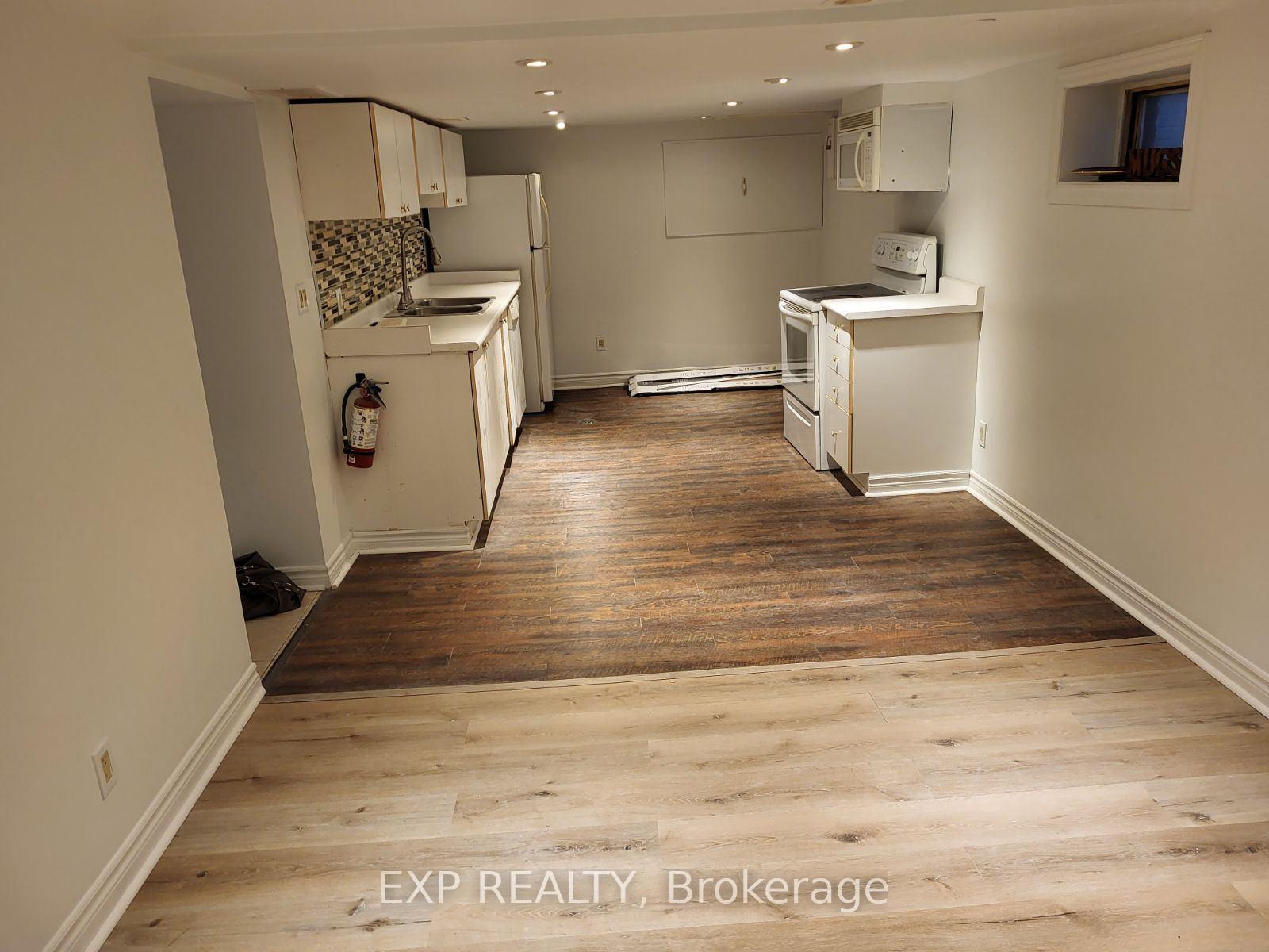 Photo 2 of Unit B, 9 Proctor Boulevard, Hamilton, Gibson — HOMEH