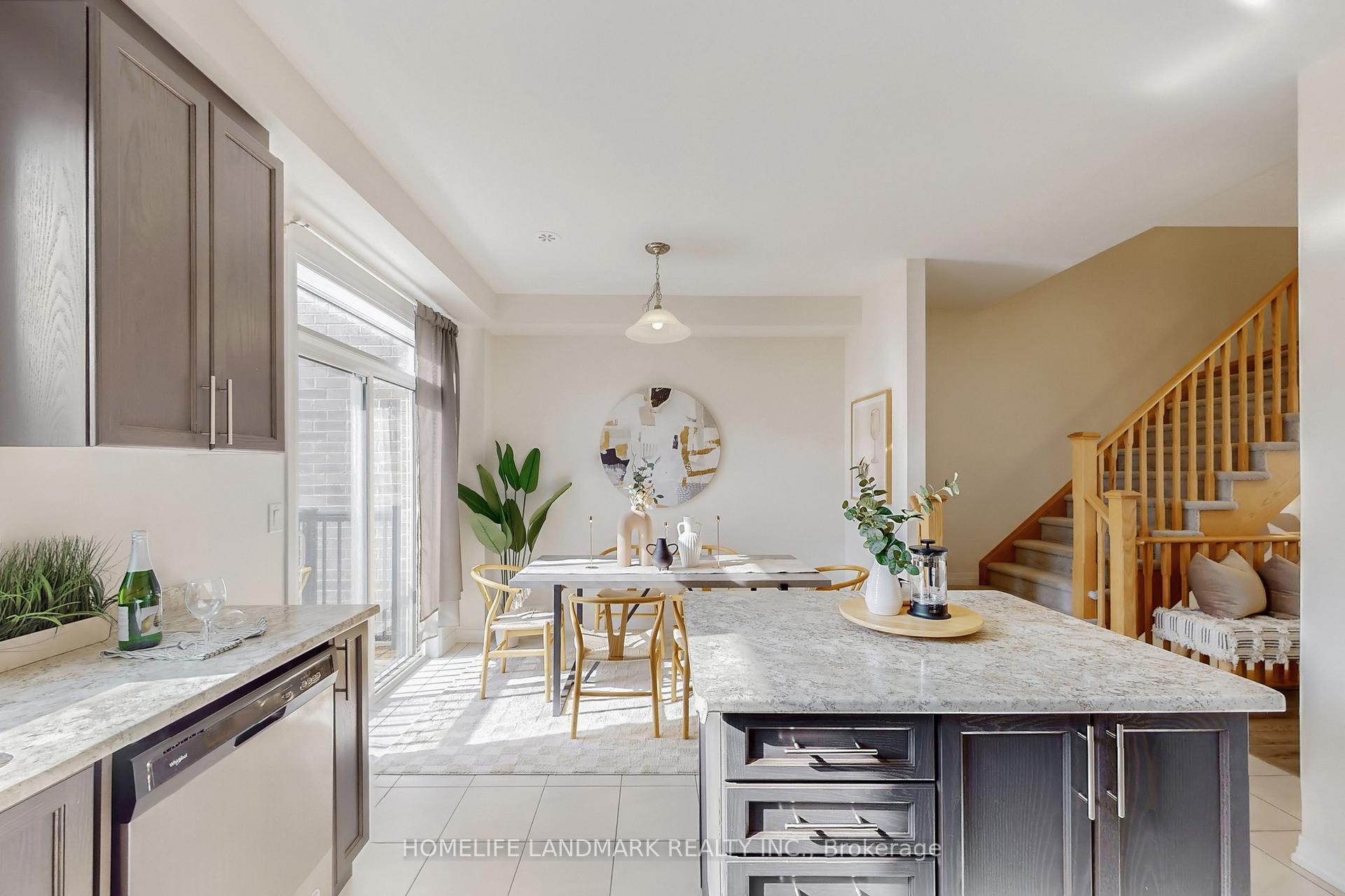 Photo 18 of 32 Sissons Way, Markham, Cedar Grove — HOMEH