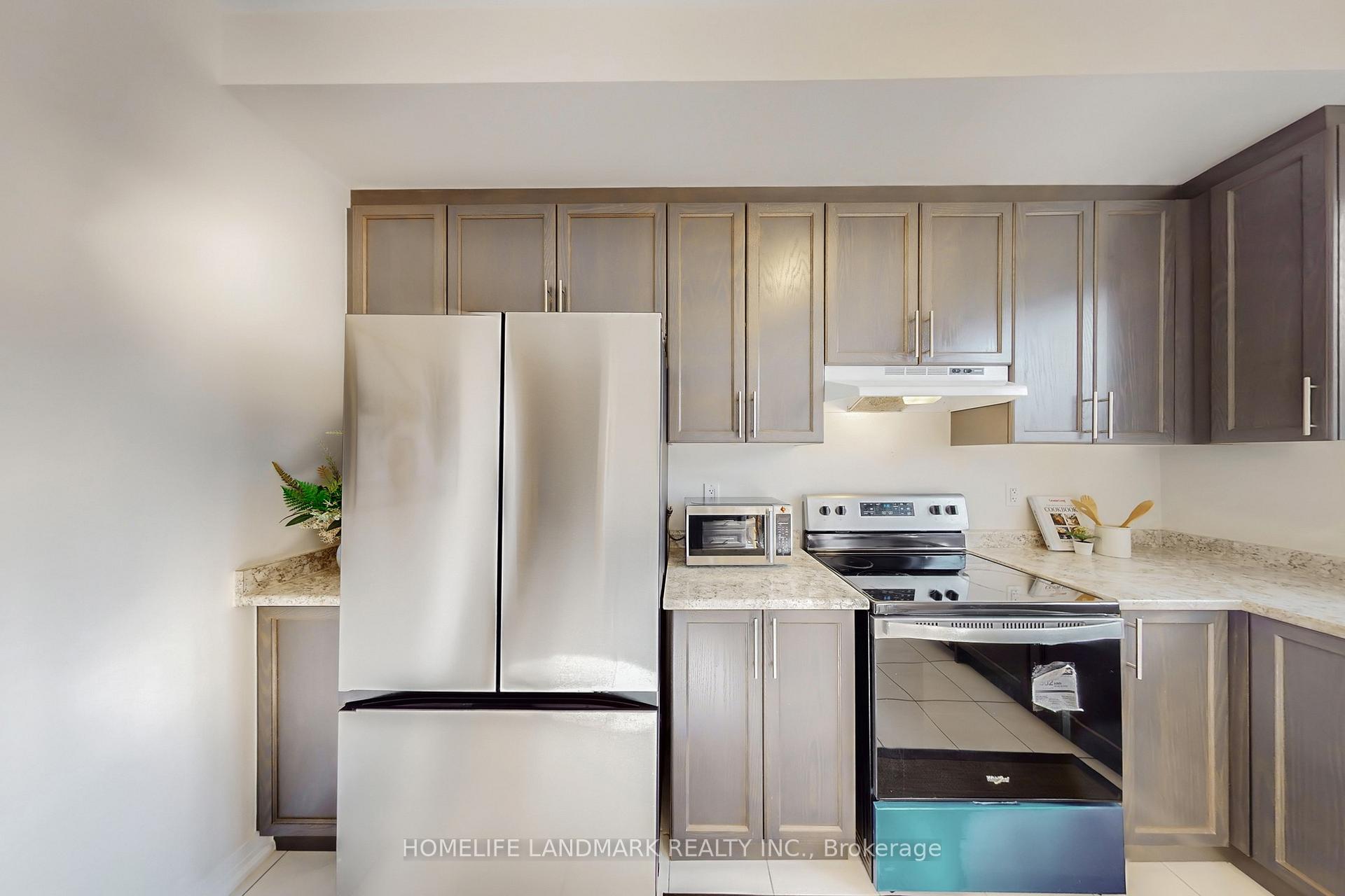 Photo 20 of 32 Sissons Way, Markham, Cedar Grove — HOMEH