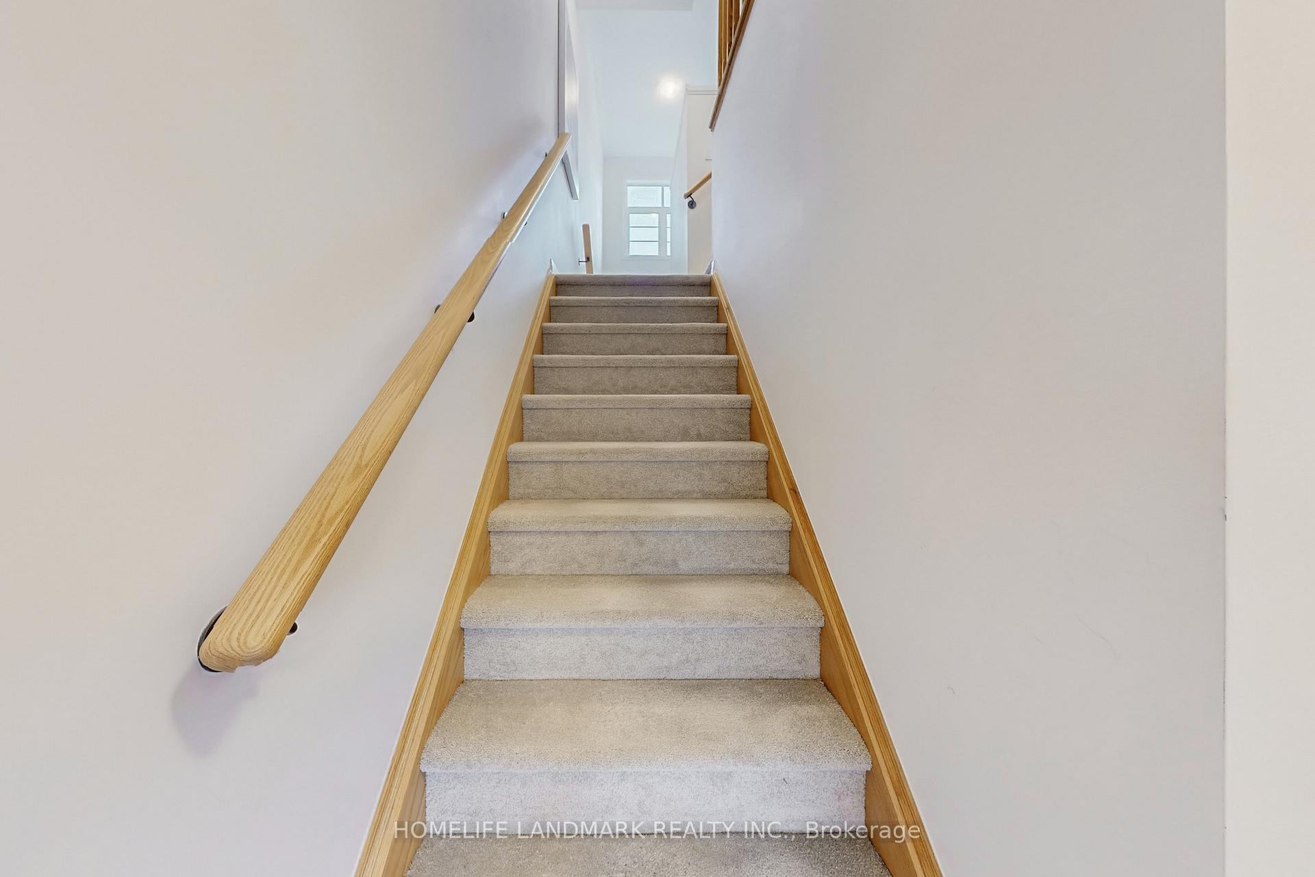 Photo 38 of 32 Sissons Way, Markham, Cedar Grove — HOMEH