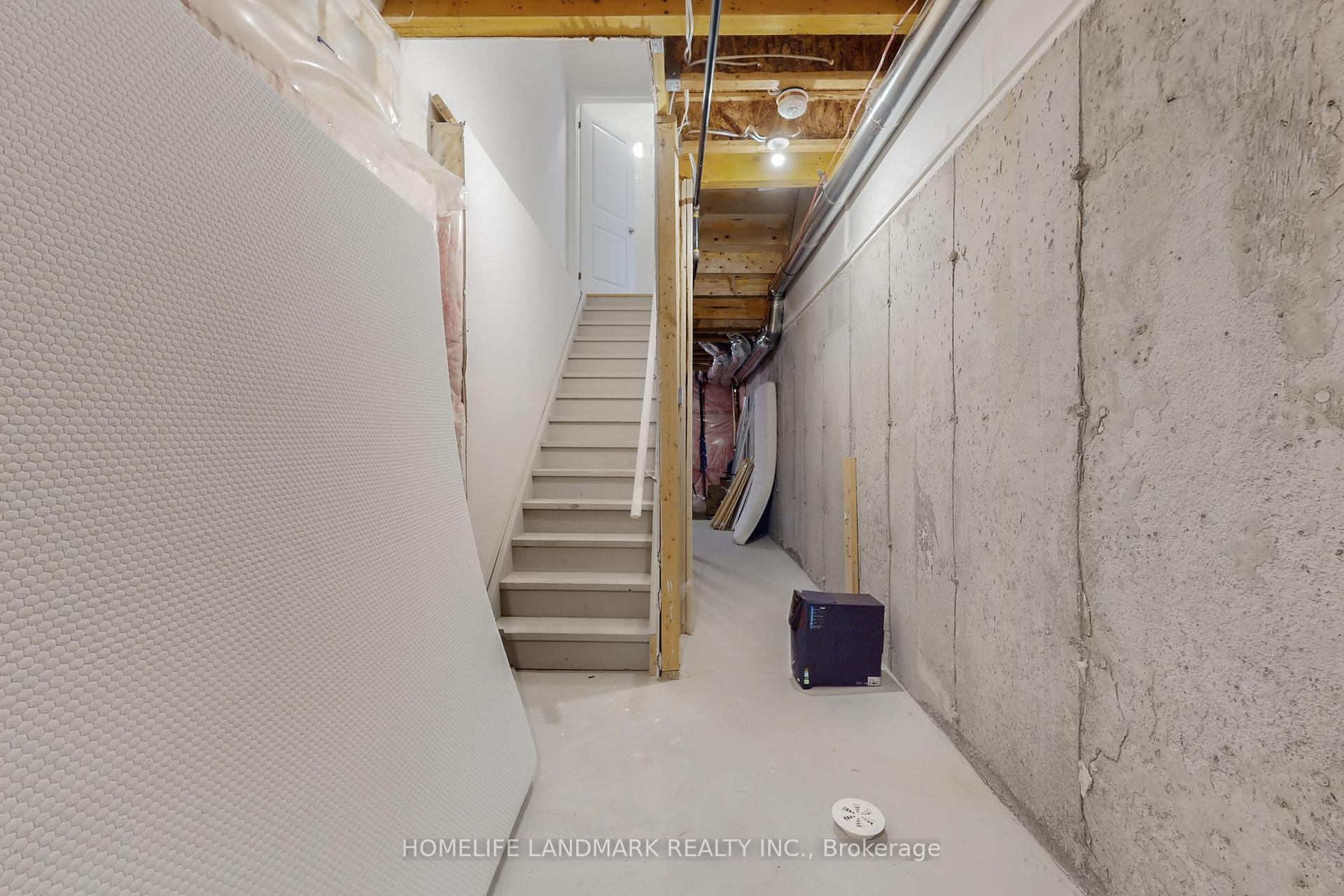 Photo 43 of 32 Sissons Way, Markham, Cedar Grove — HOMEH