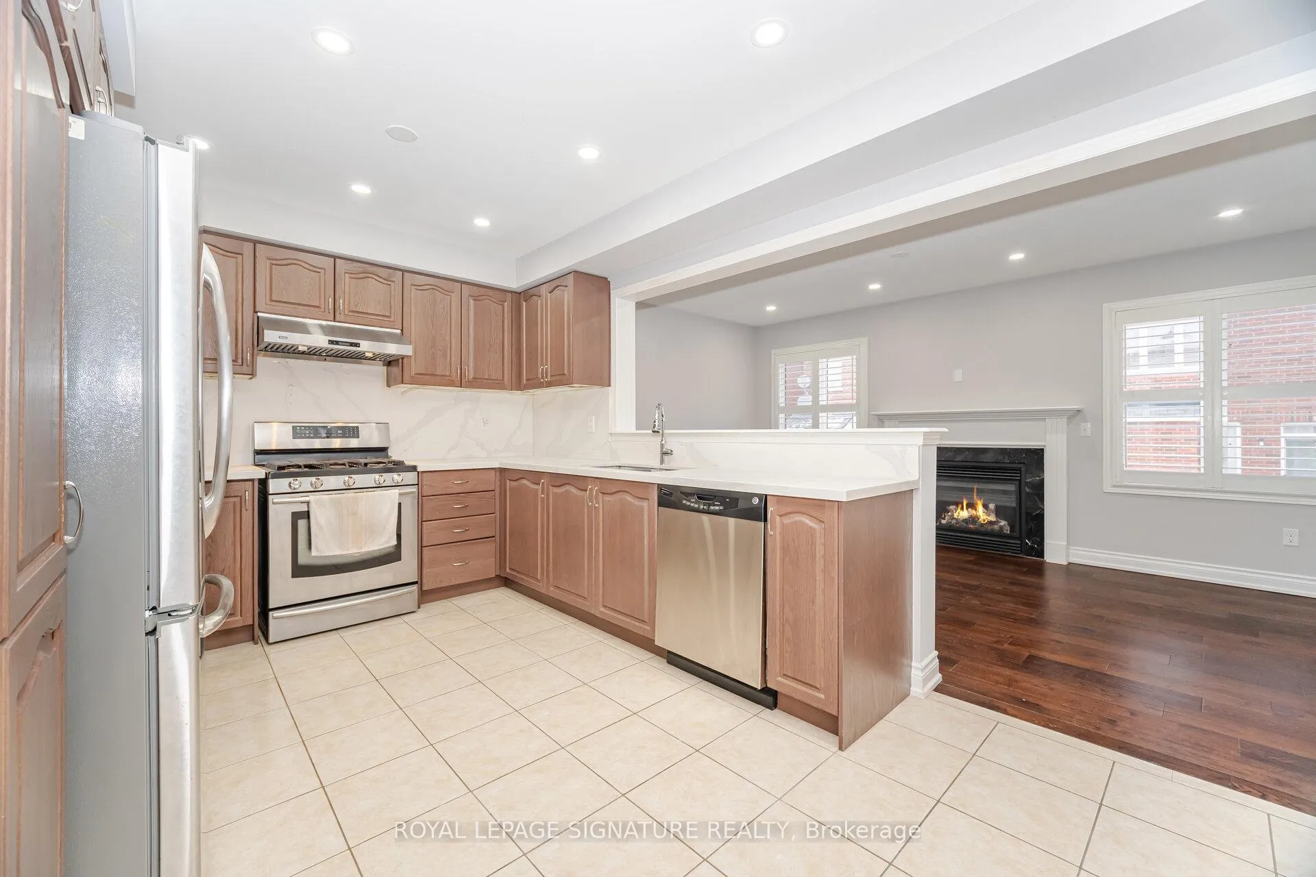 Photo 11 of 527 Nairn Circle, Milton, Scott — HOMEH