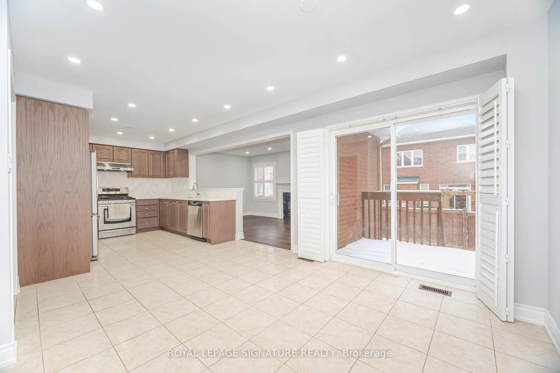 Photo 14 of 527 Nairn Circle, Milton, Scott — HOMEH
