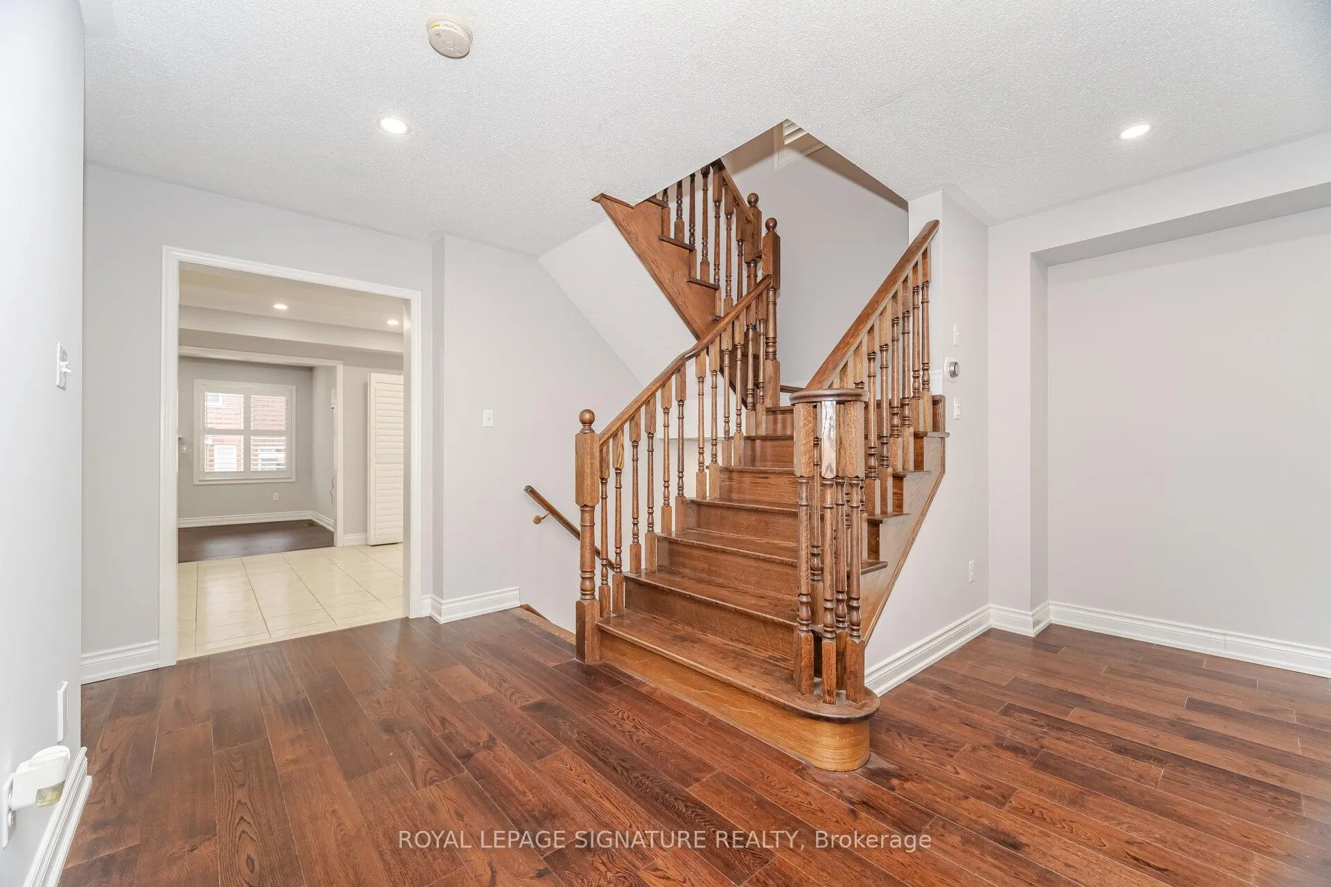 Photo 24 of 527 Nairn Circle, Milton, Scott — HOMEH
