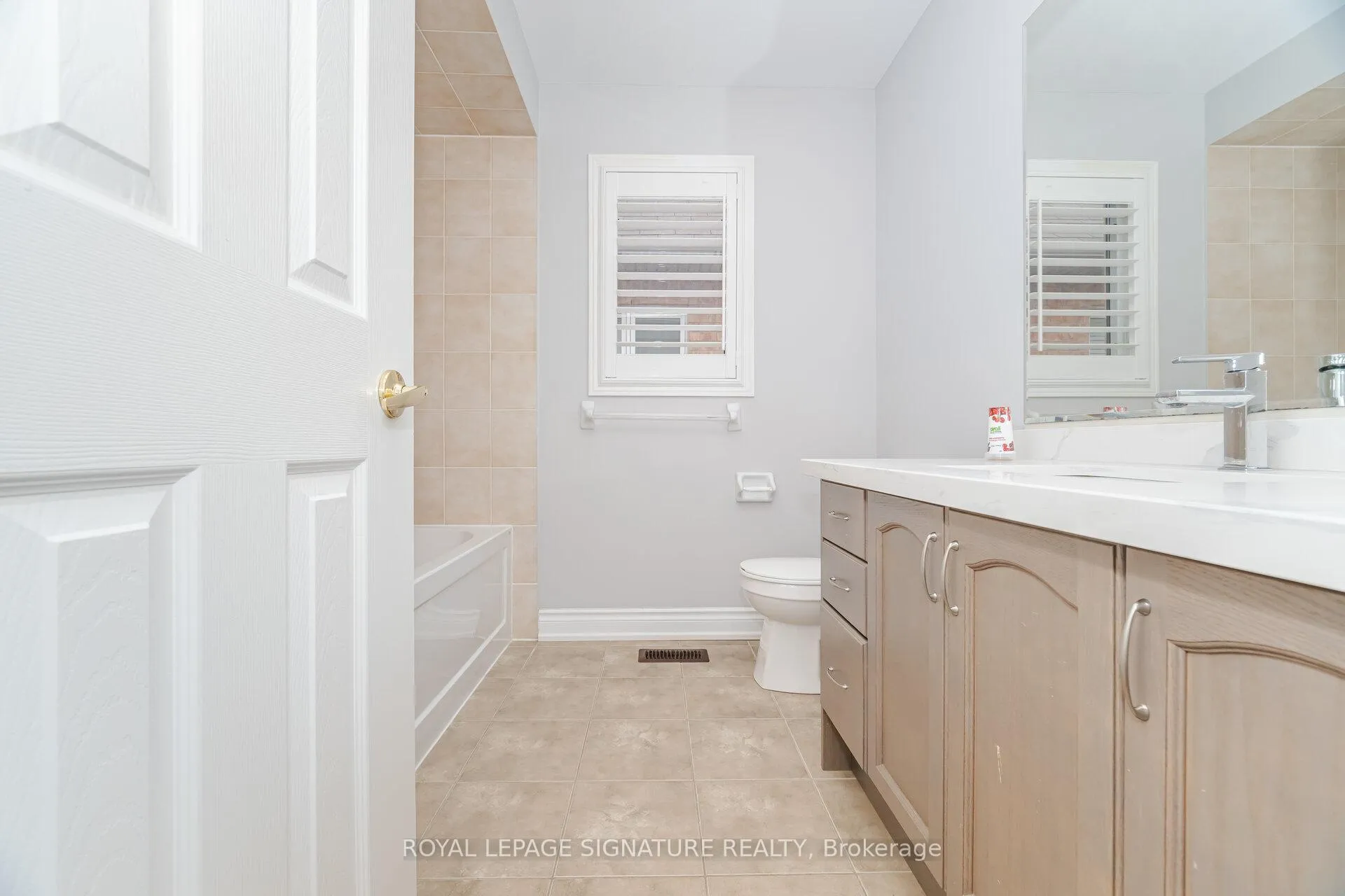 Photo 35 of 527 Nairn Circle, Milton, Scott — HOMEH