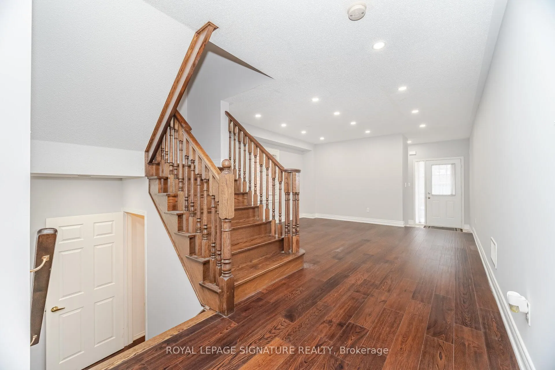 Photo 37 of 527 Nairn Circle, Milton, Scott — HOMEH