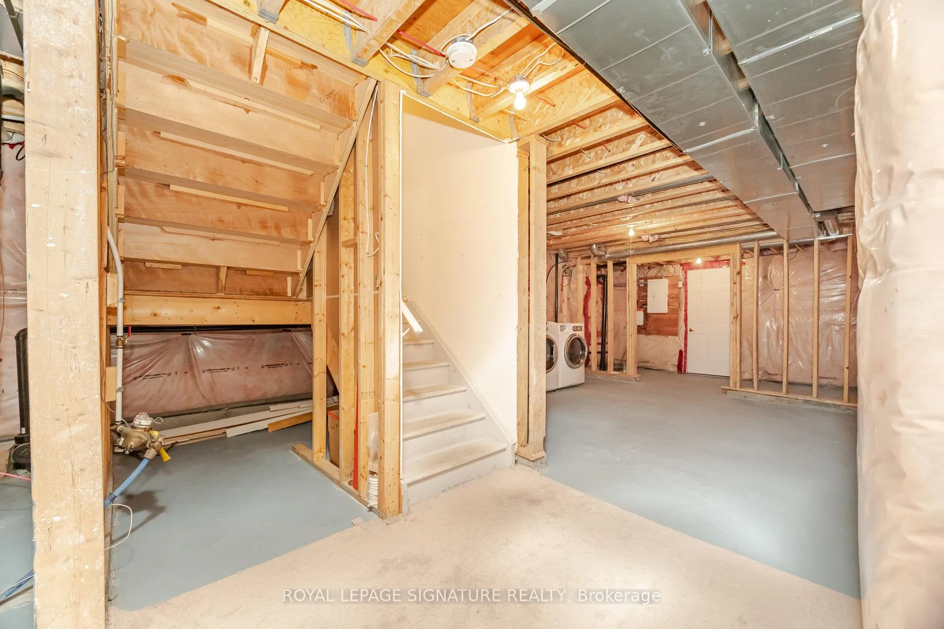 Photo 39 of 527 Nairn Circle, Milton, Scott — HOMEH