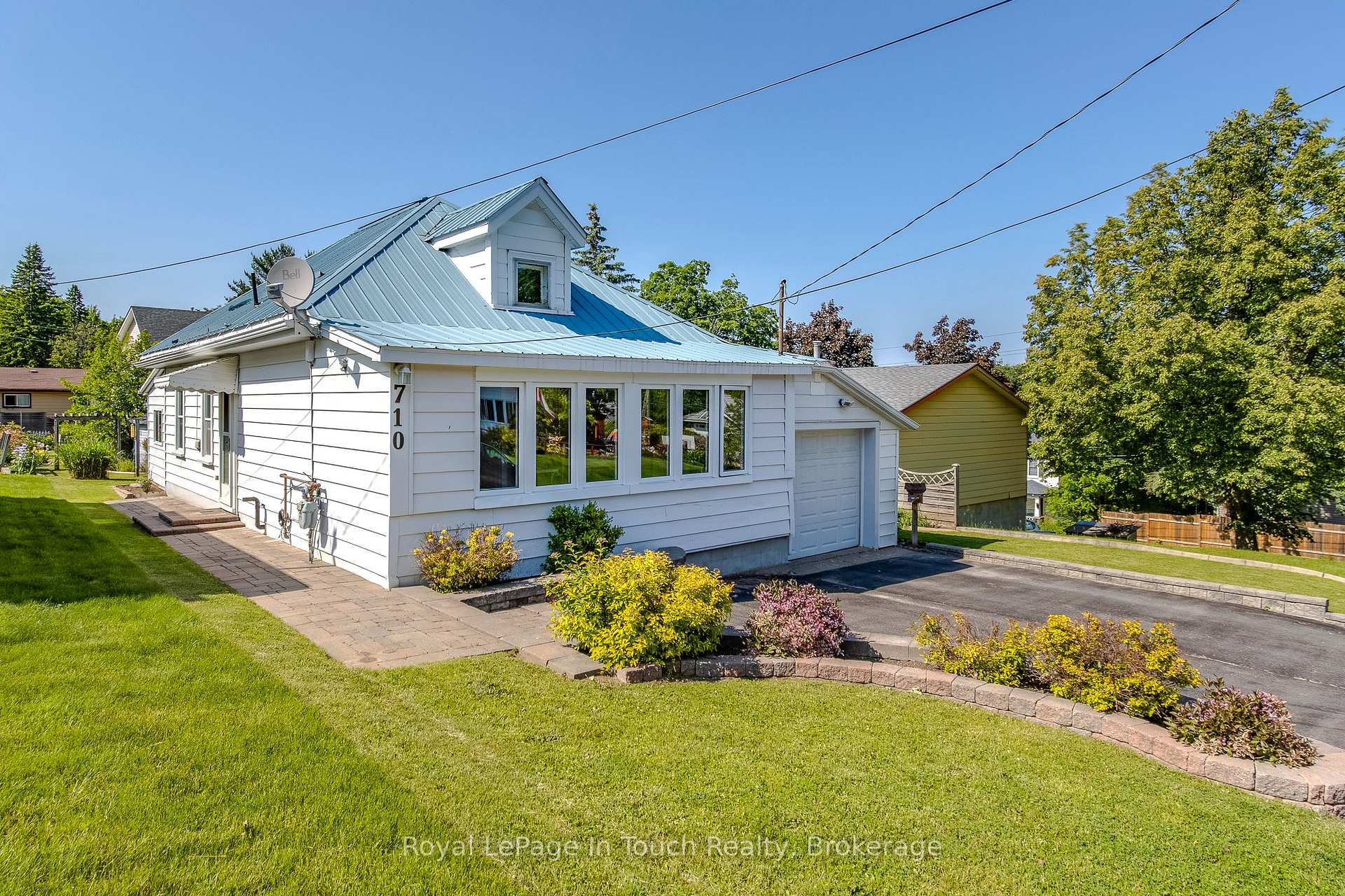 Photo 34 of 710 Bay Street, Midland — HOMEH