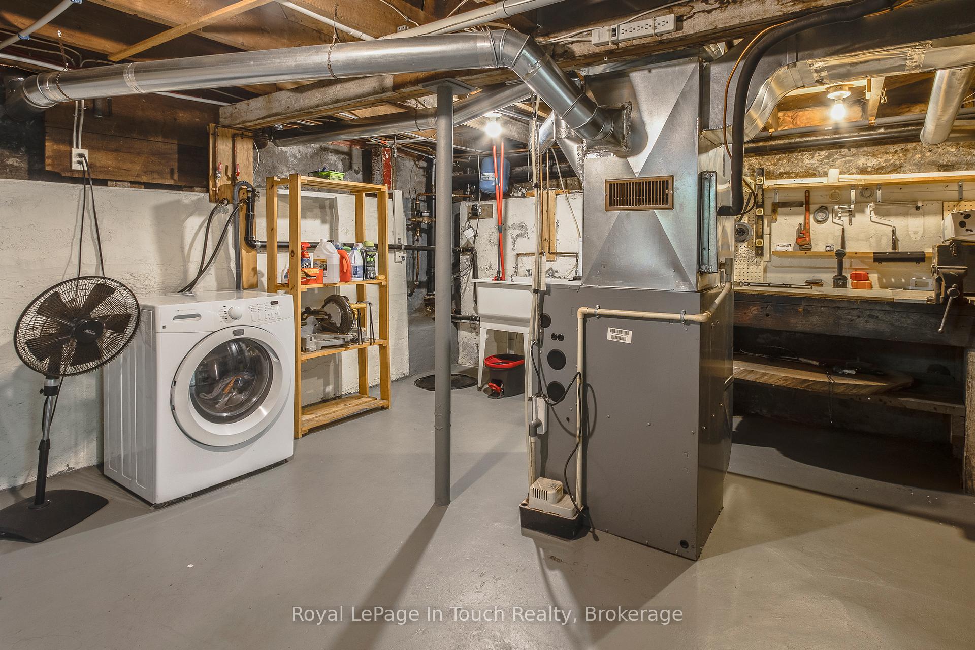 Photo 38 of 710 Bay Street, Midland — HOMEH