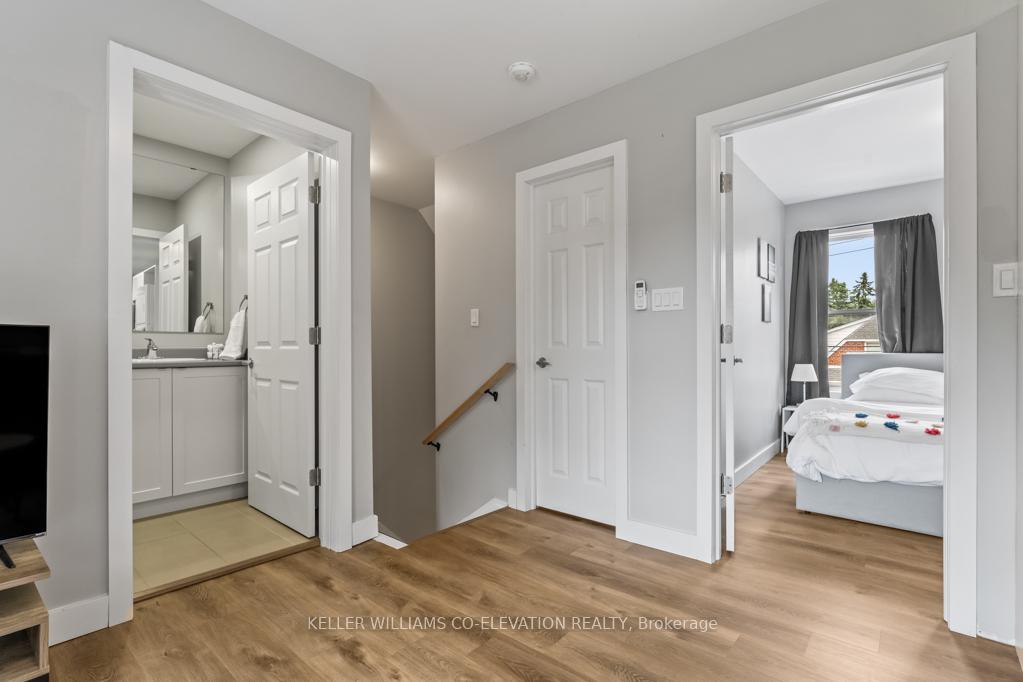 Photo 4 of Unit 5, 164-168 Picton Street E, Hamilton, North End — HOMEH