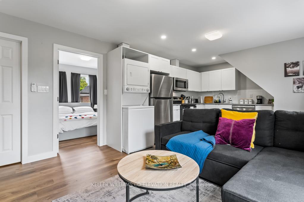 Photo 8 of Unit 5, 164-168 Picton Street E, Hamilton, North End — HOMEH