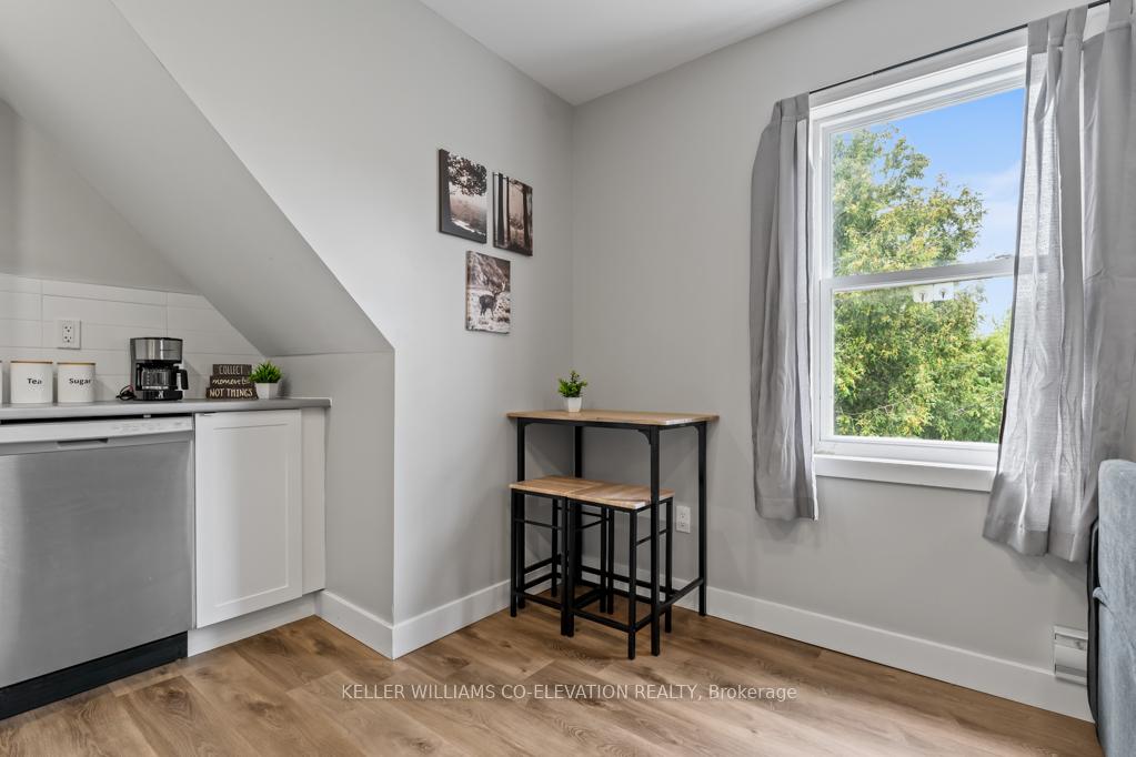 Photo 14 of Unit 5, 164-168 Picton Street E, Hamilton, North End — HOMEH