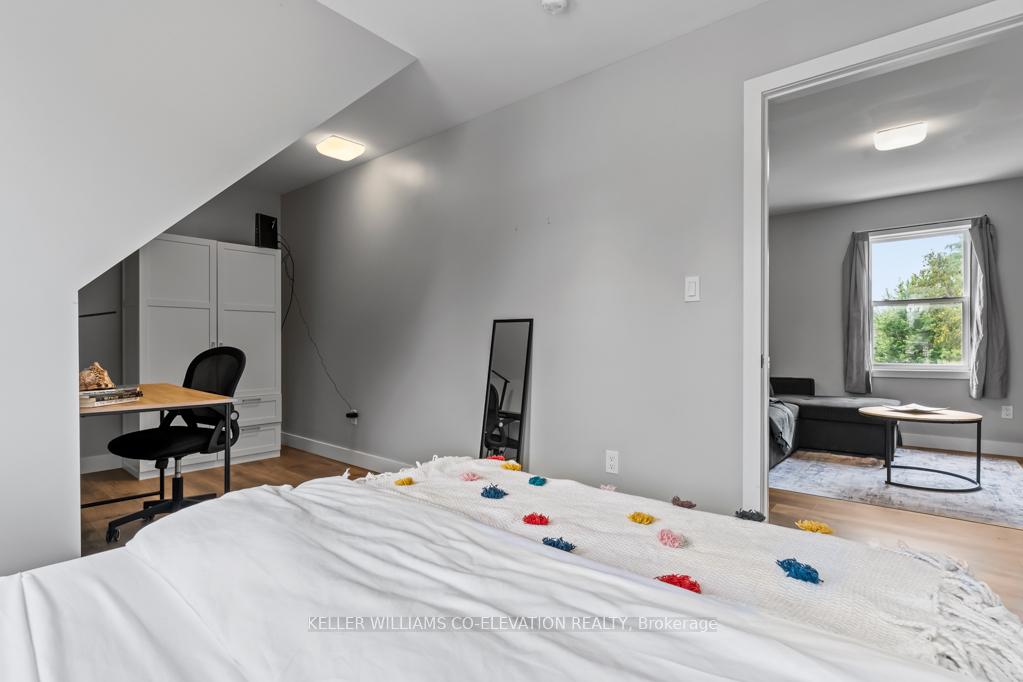 Photo 16 of Unit 5, 164-168 Picton Street E, Hamilton, North End — HOMEH
