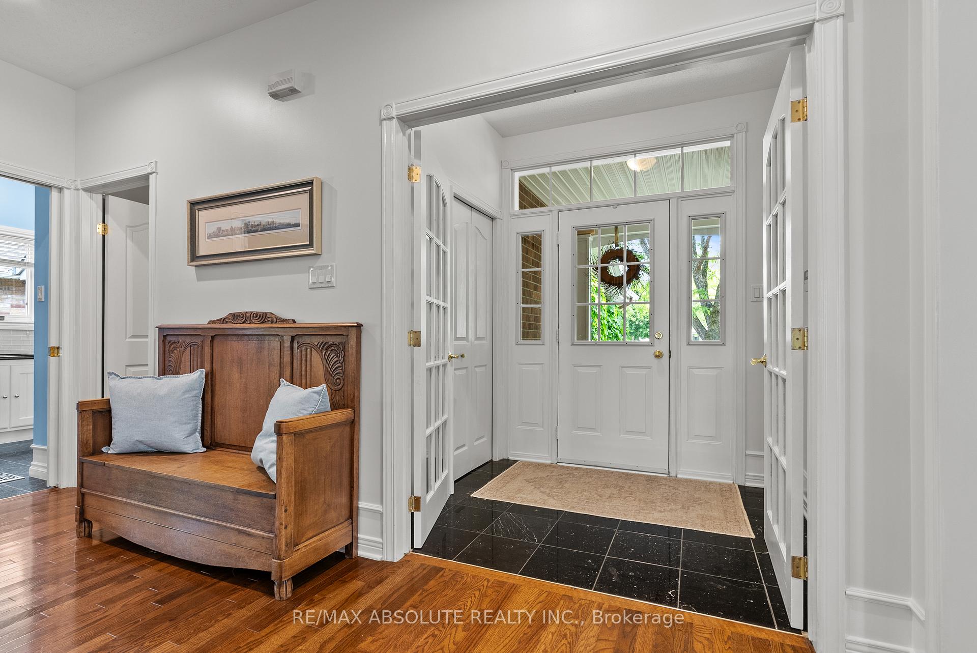 Photo 6 of 96 Manning Court, Ottawa, Kanata - Kanata Lakes/Heritage Hills — HOMEH