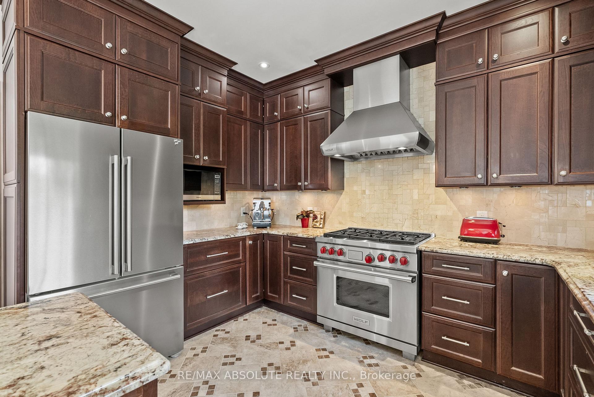 Photo 11 of 96 Manning Court, Ottawa, Kanata - Kanata Lakes/Heritage Hills — HOMEH