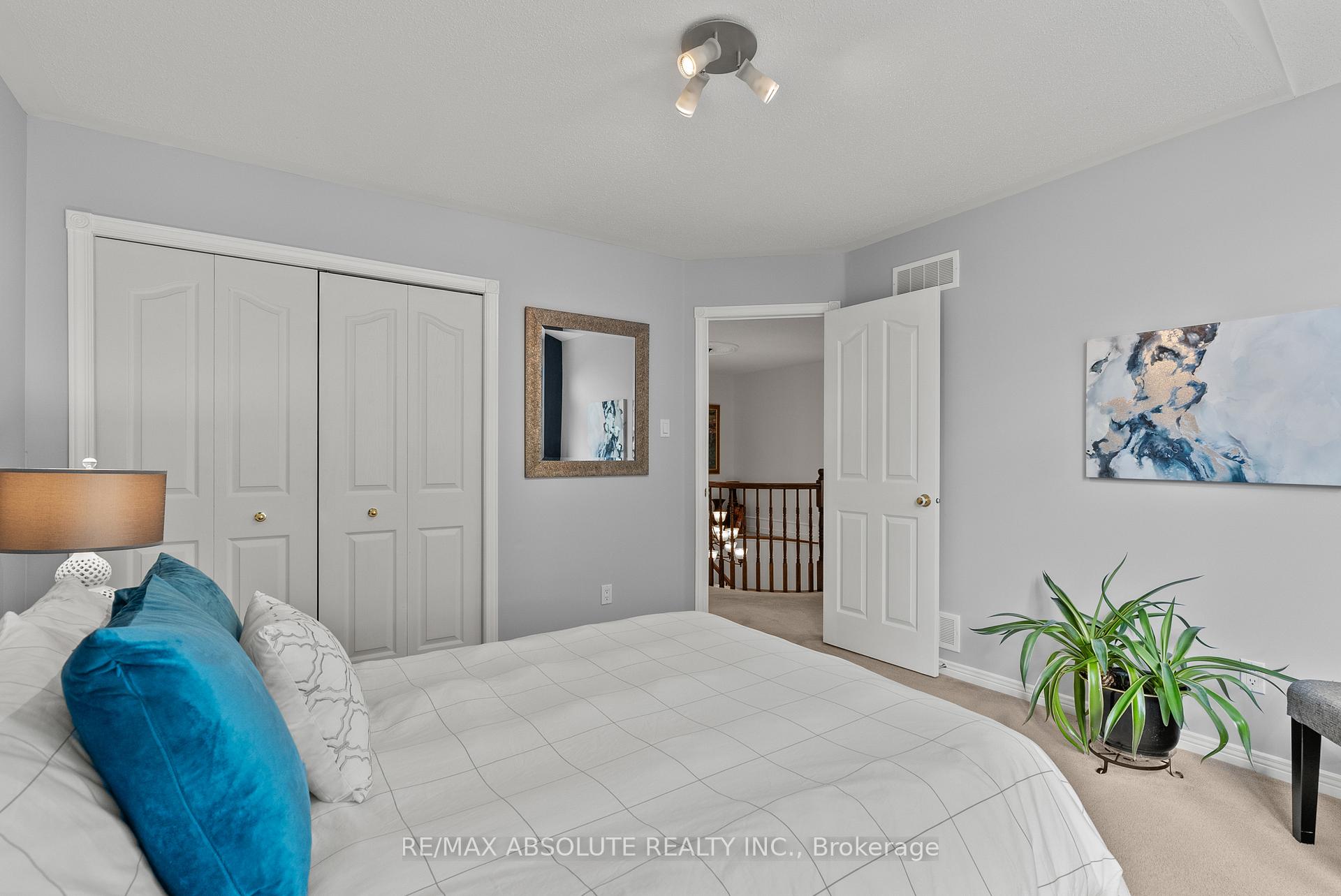 Photo 28 of 96 Manning Court, Ottawa, Kanata - Kanata Lakes/Heritage Hills — HOMEH