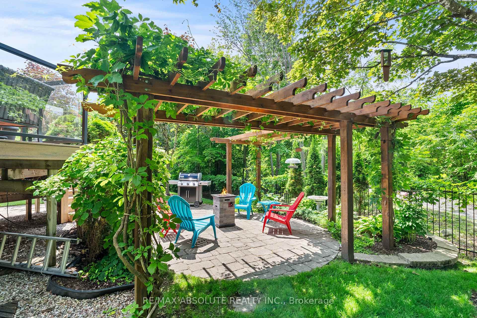 Photo 44 of 96 Manning Court, Ottawa, Kanata - Kanata Lakes/Heritage Hills — HOMEH