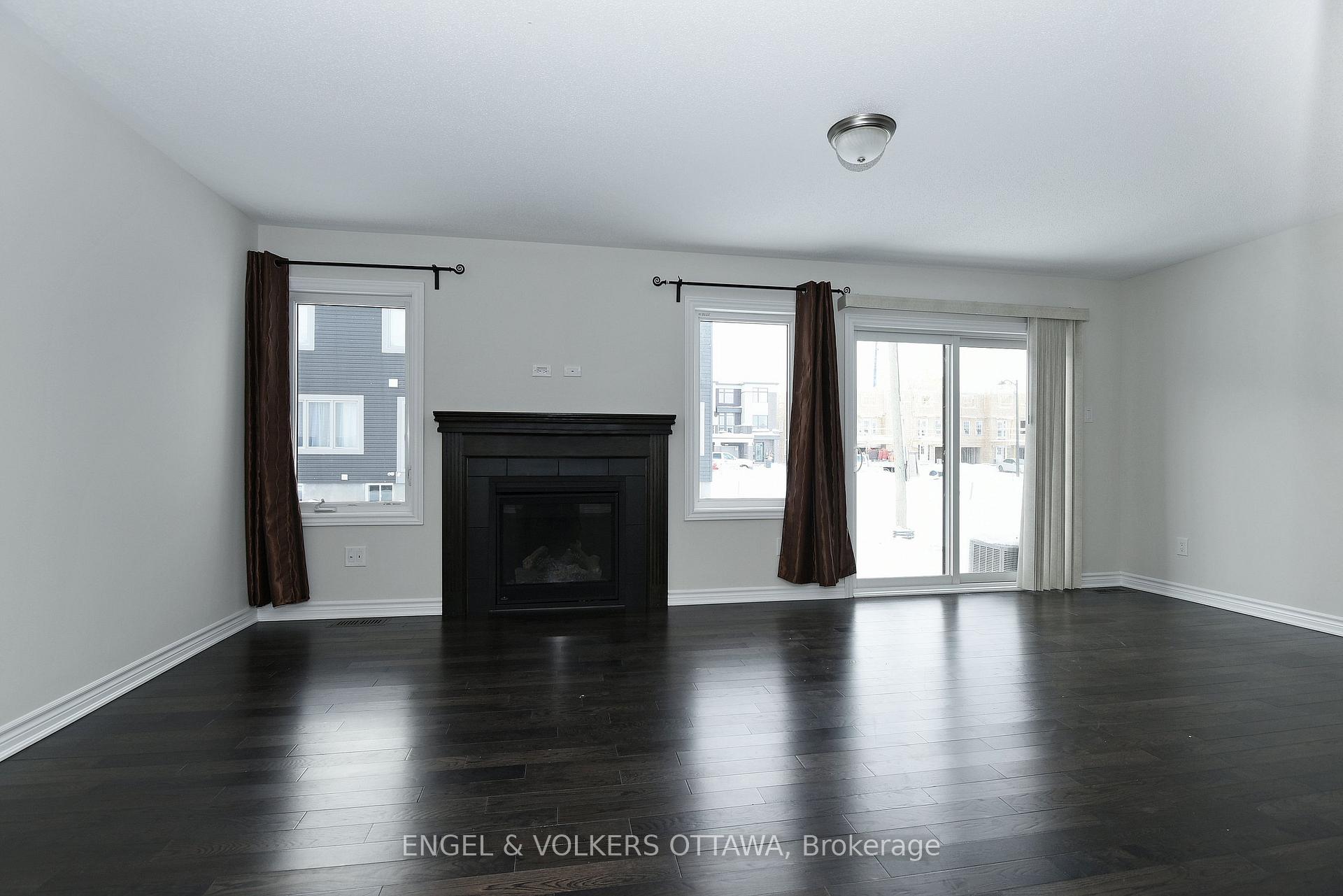 Photo 19 of 360 Rouncey Road, Ottawa, Kanata - Emerald Meadows/Trailwest — HOMEH