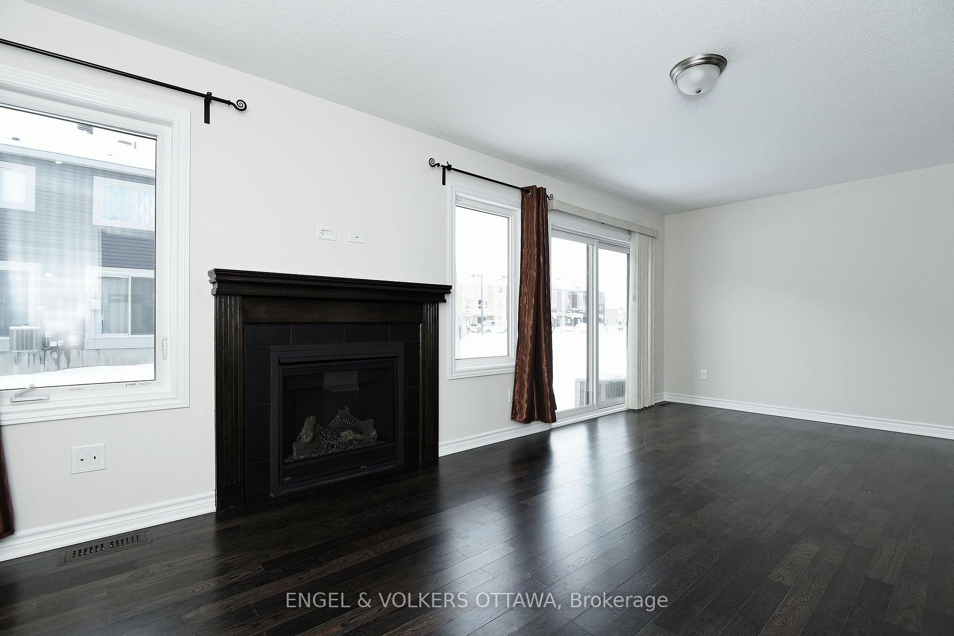Photo 20 of 360 Rouncey Road, Ottawa, Kanata - Emerald Meadows/Trailwest — HOMEH