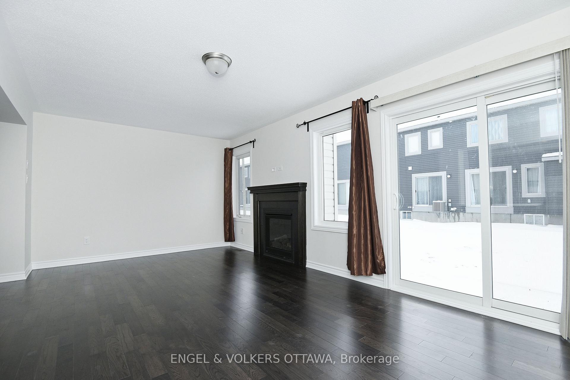 Photo 21 of 360 Rouncey Road, Ottawa, Kanata - Emerald Meadows/Trailwest — HOMEH