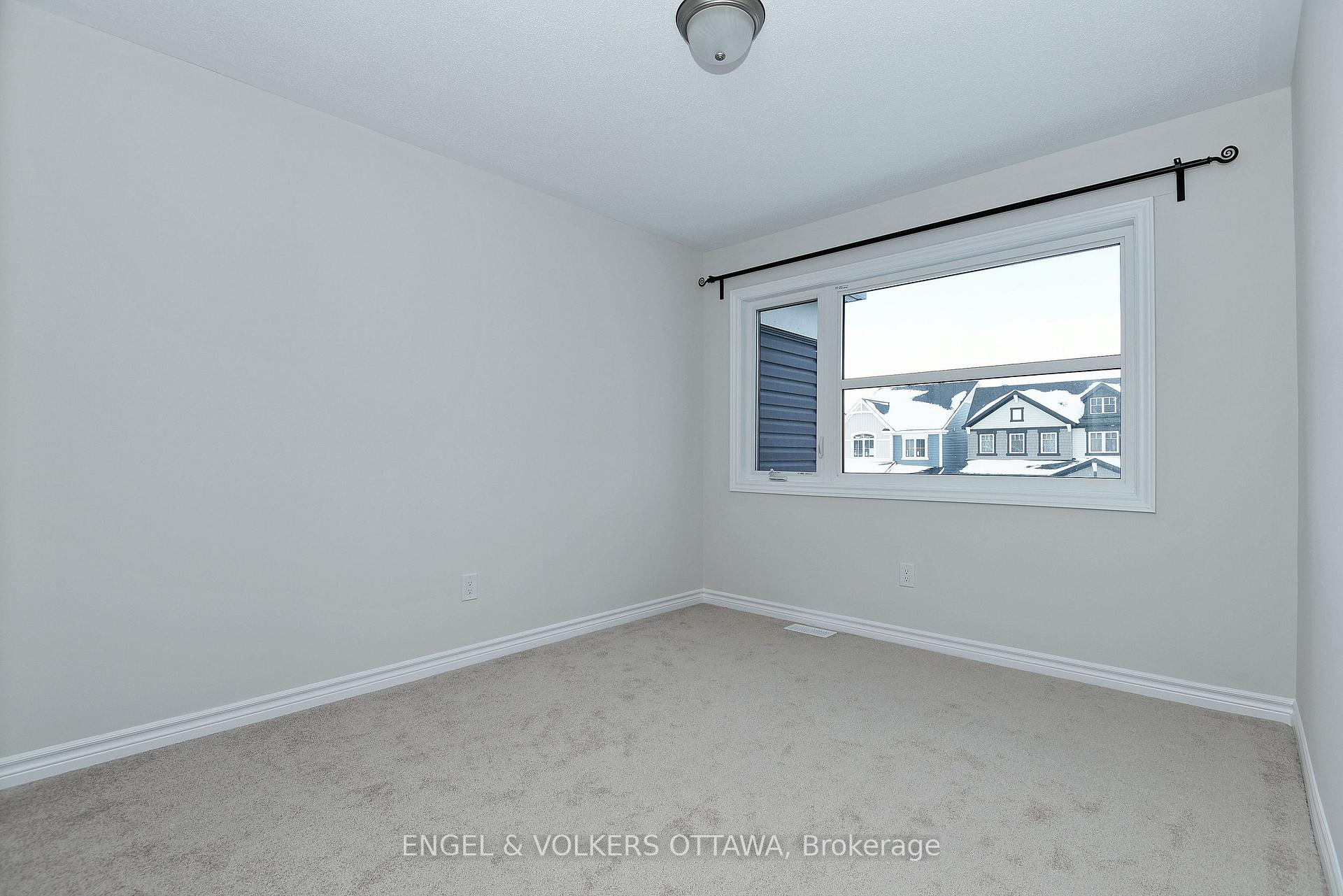 Photo 28 of 360 Rouncey Road, Ottawa, Kanata - Emerald Meadows/Trailwest — HOMEH
