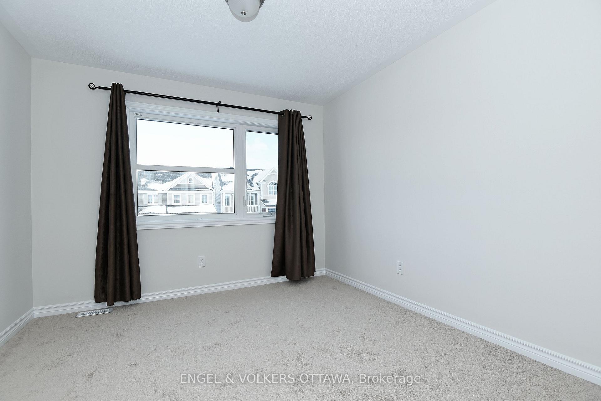 Photo 29 of 360 Rouncey Road, Ottawa, Kanata - Emerald Meadows/Trailwest — HOMEH