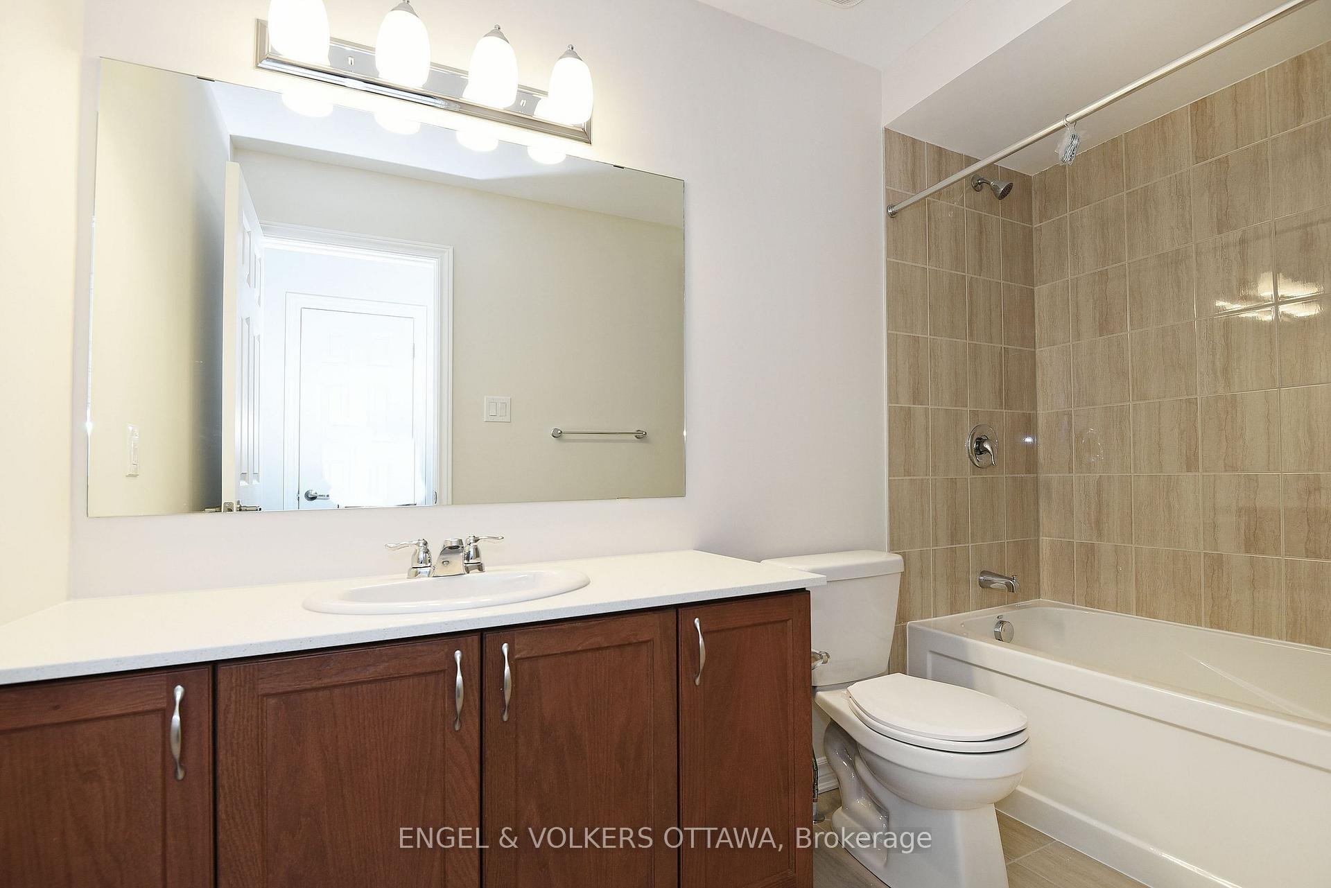 Photo 31 of 360 Rouncey Road, Ottawa, Kanata - Emerald Meadows/Trailwest — HOMEH