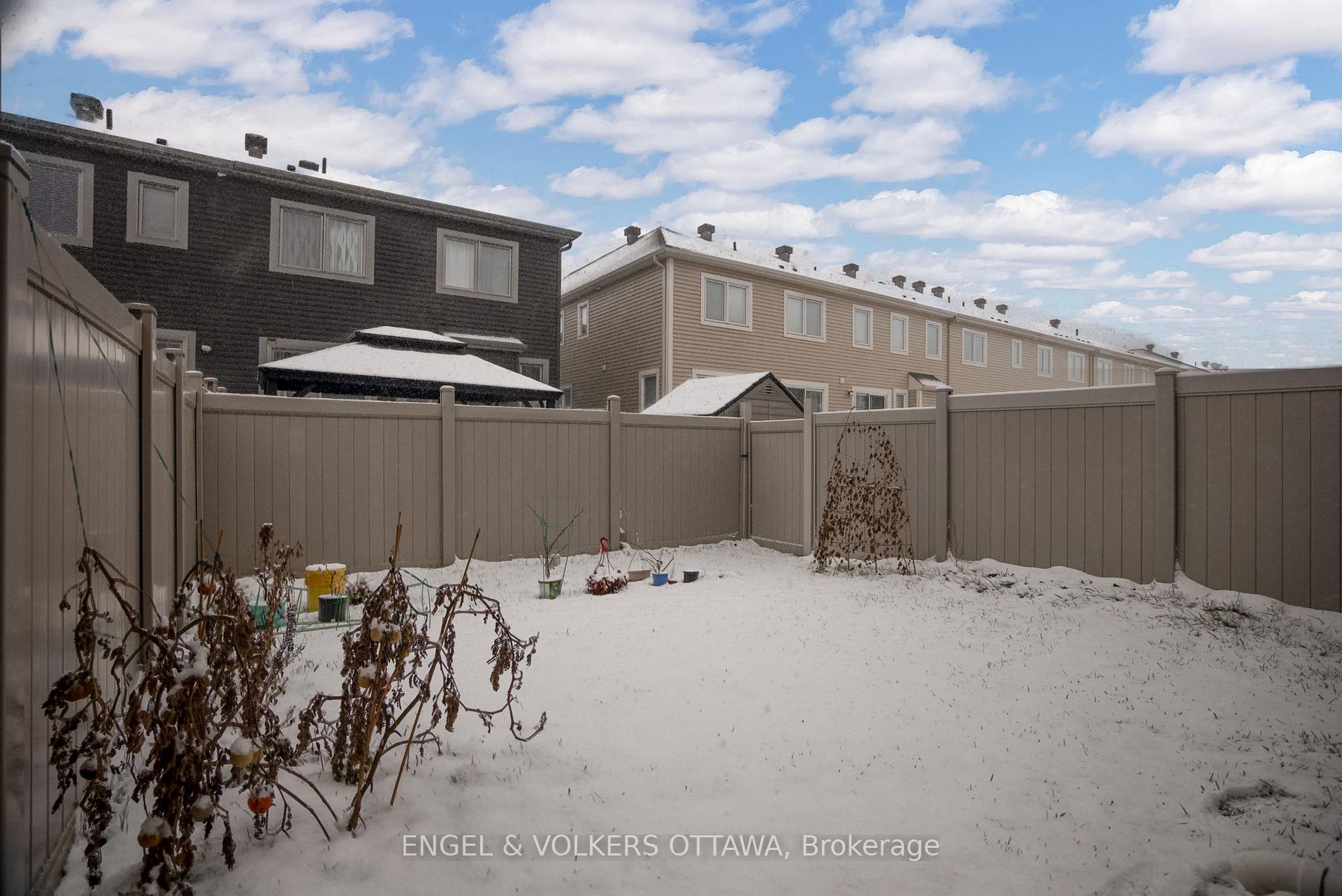 Photo 35 of 360 Rouncey Road, Ottawa, Kanata - Emerald Meadows/Trailwest — HOMEH