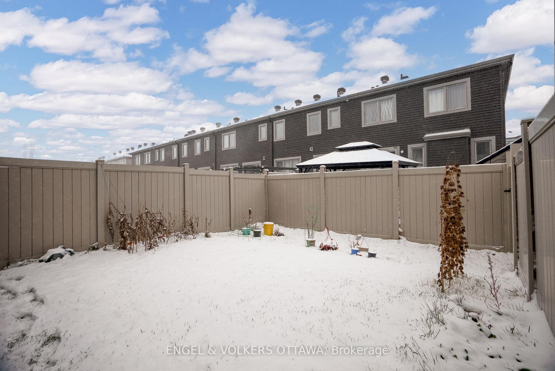 Photo 36 of 360 Rouncey Road, Ottawa, Kanata - Emerald Meadows/Trailwest — HOMEH