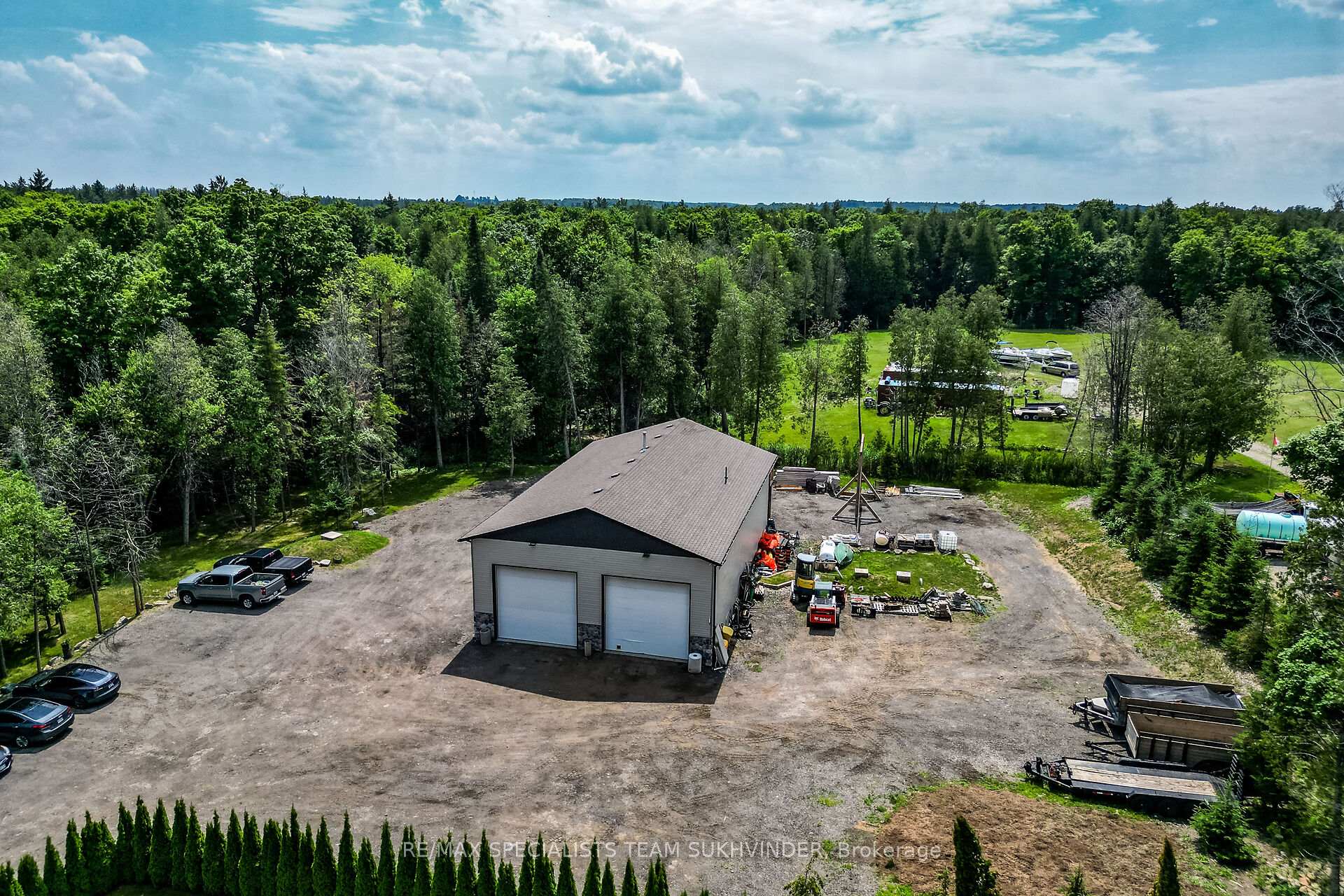 Photo 4 of 13640 Guelph Line, Milton, Rural Milton West — HOMEH