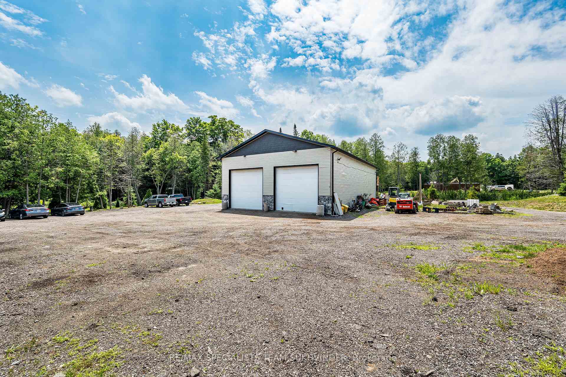Photo 39 of 13640 Guelph Line, Milton, Rural Milton West — HOMEH