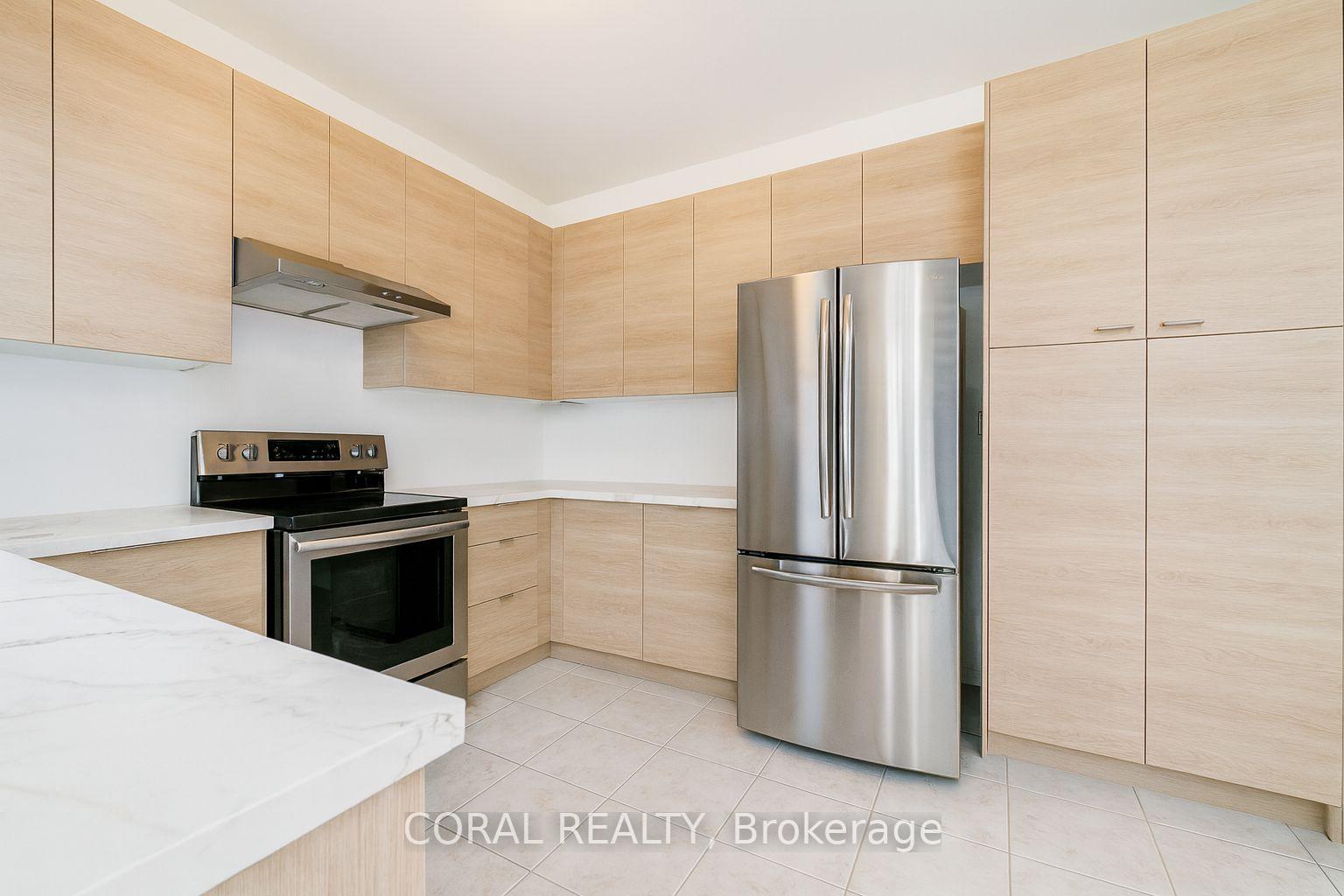 Photo 9 of 1 Manorwood Drive, Markham, Berczy — HOMEH