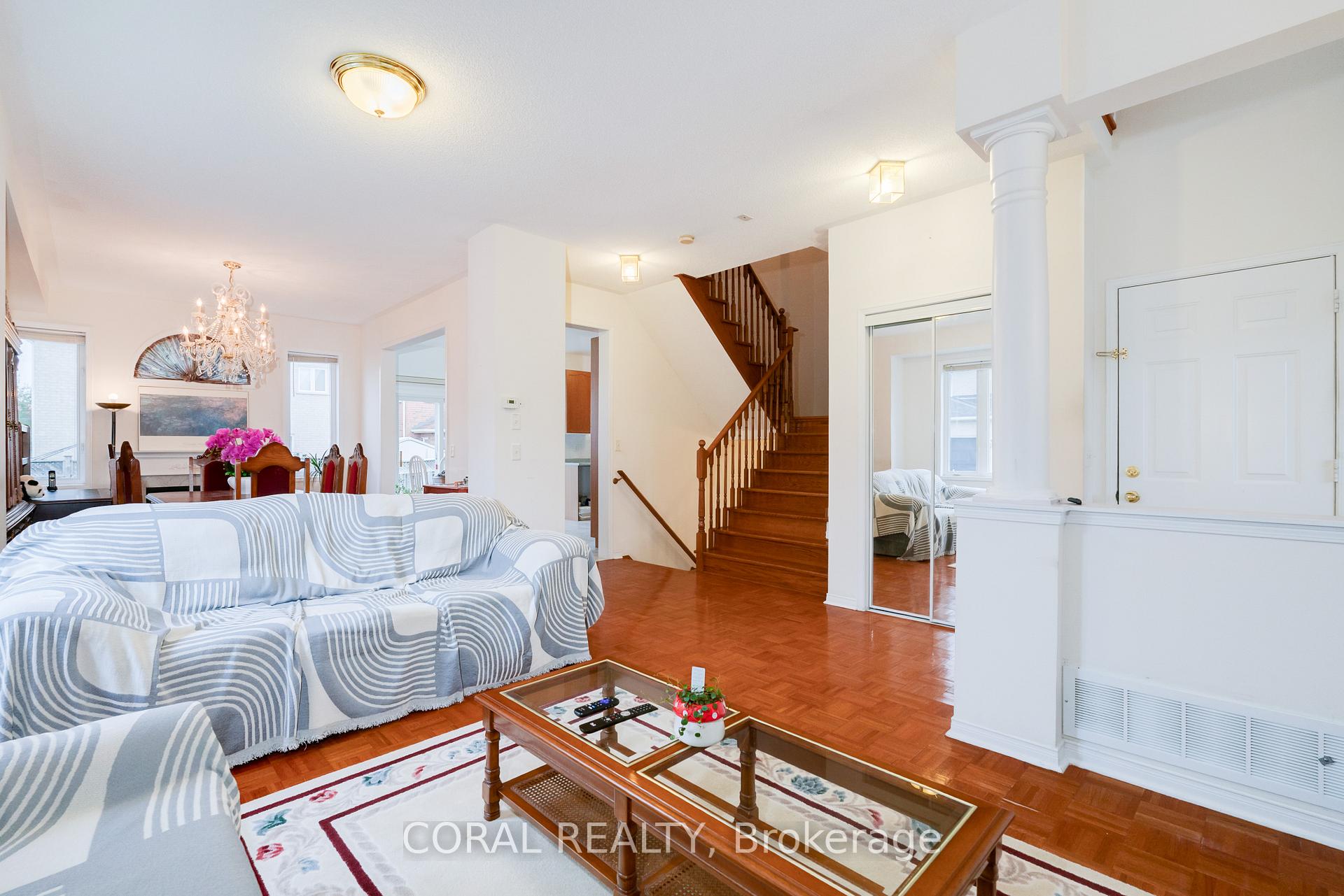 Photo 13 of 1 Manorwood Drive, Markham, Berczy — HOMEH