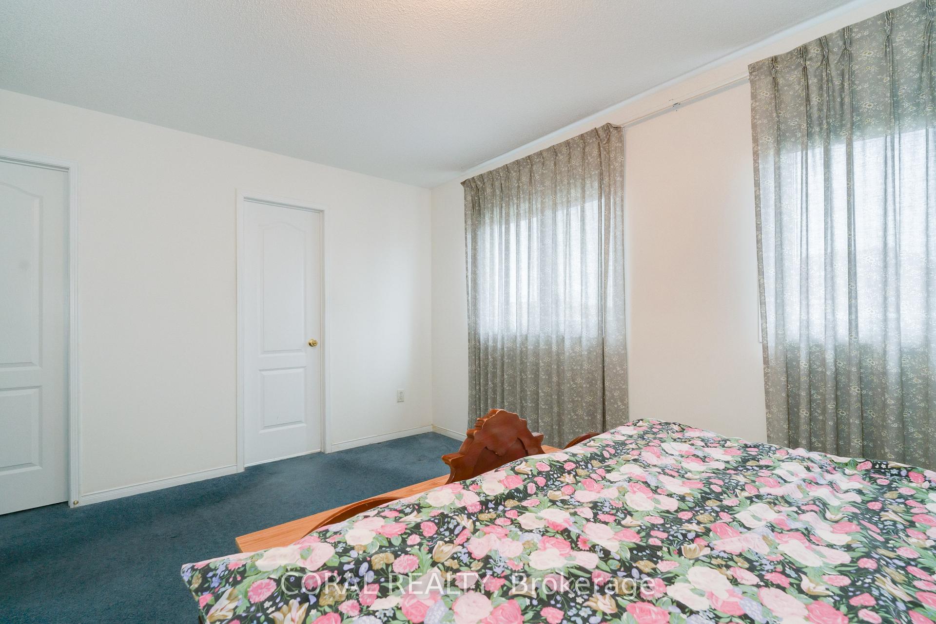 Photo 24 of 1 Manorwood Drive, Markham, Berczy — HOMEH