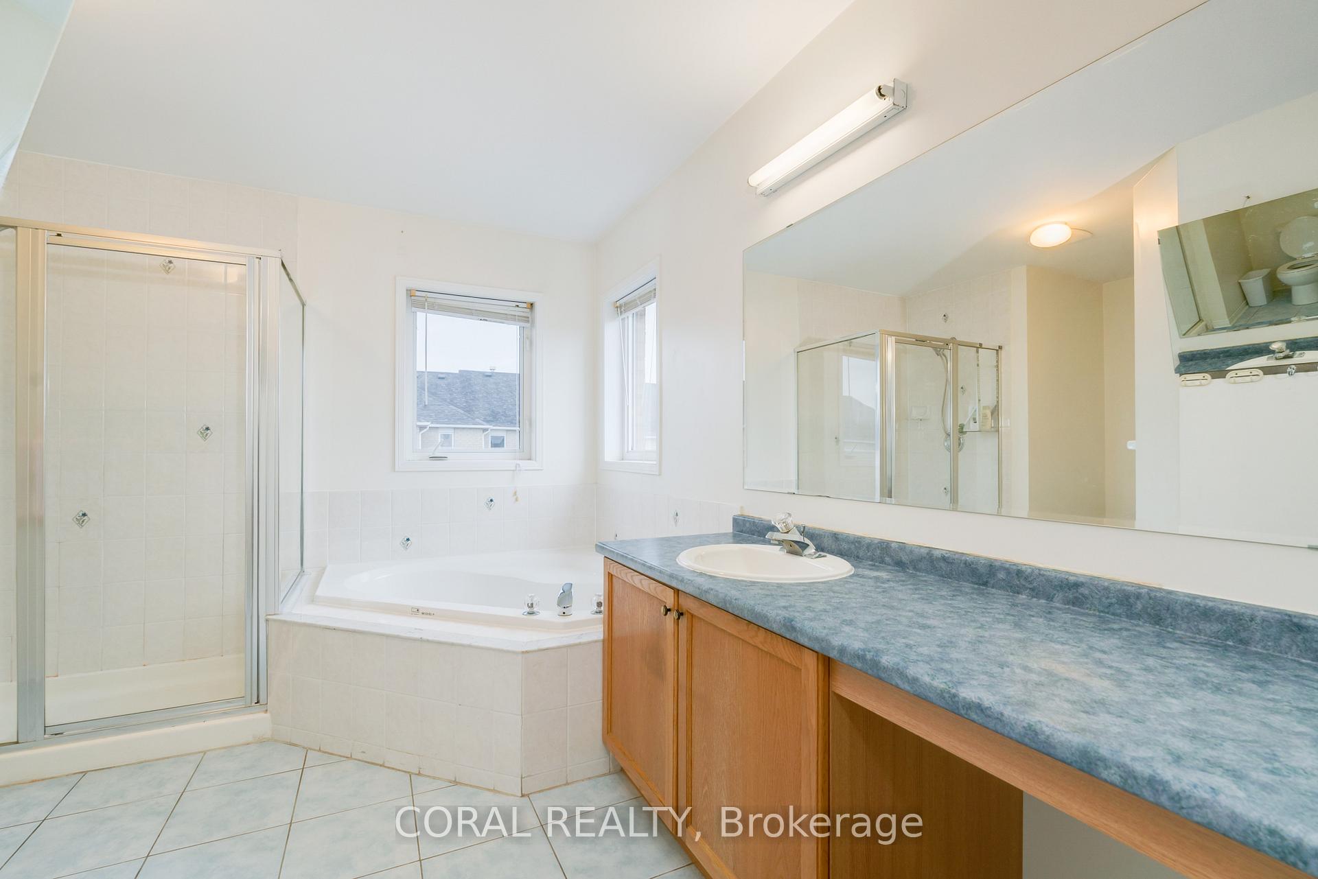 Photo 26 of 1 Manorwood Drive, Markham, Berczy — HOMEH