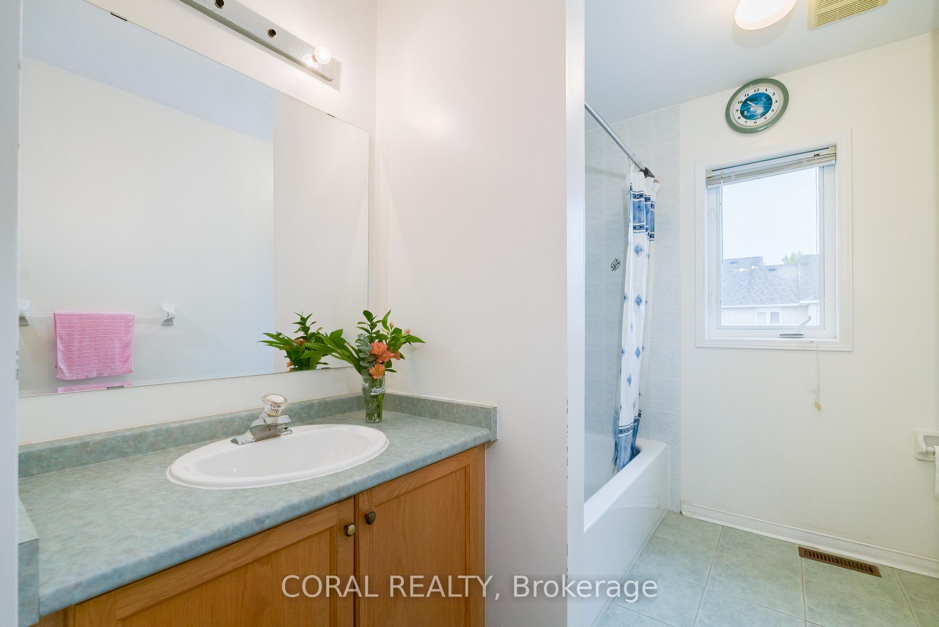 Photo 31 of 1 Manorwood Drive, Markham, Berczy — HOMEH