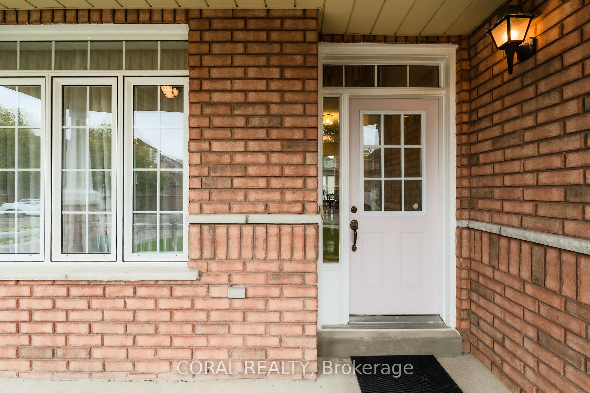 Photo 37 of 1 Manorwood Drive, Markham, Berczy — HOMEH